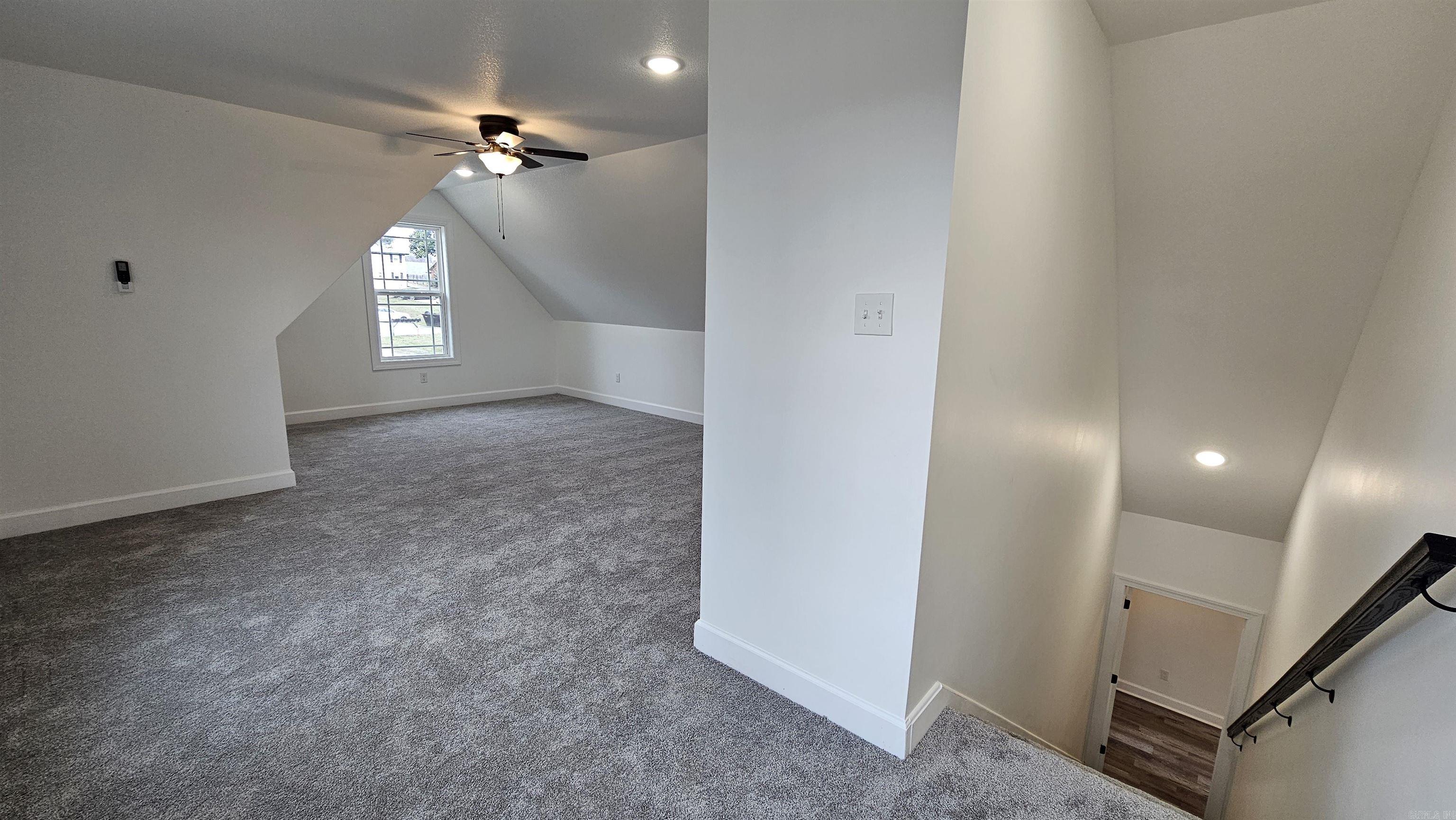 FOSTER REPLAT OF CEDAR HEIGHTS - Residential