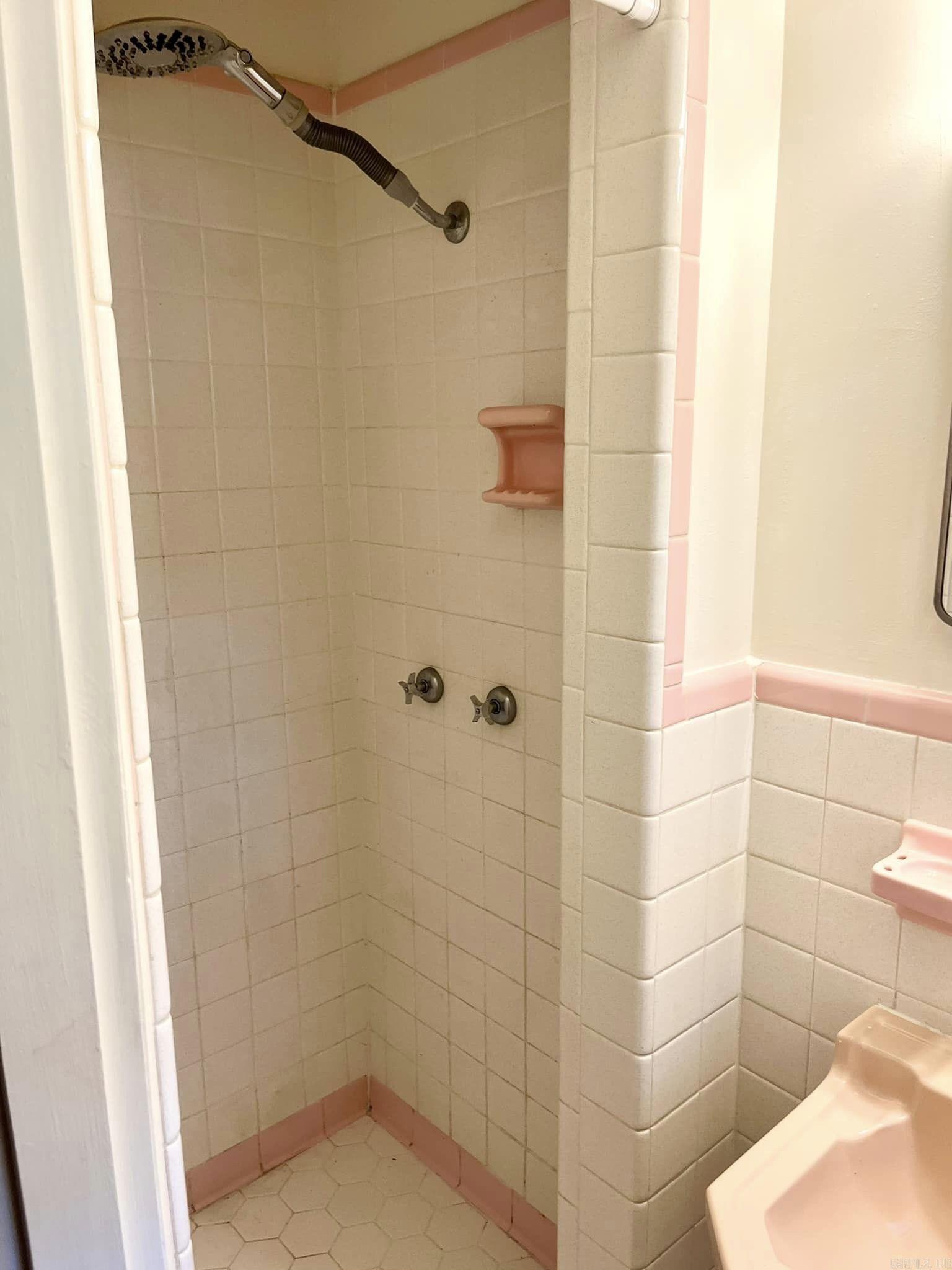 Pennbrook - Residential Lease