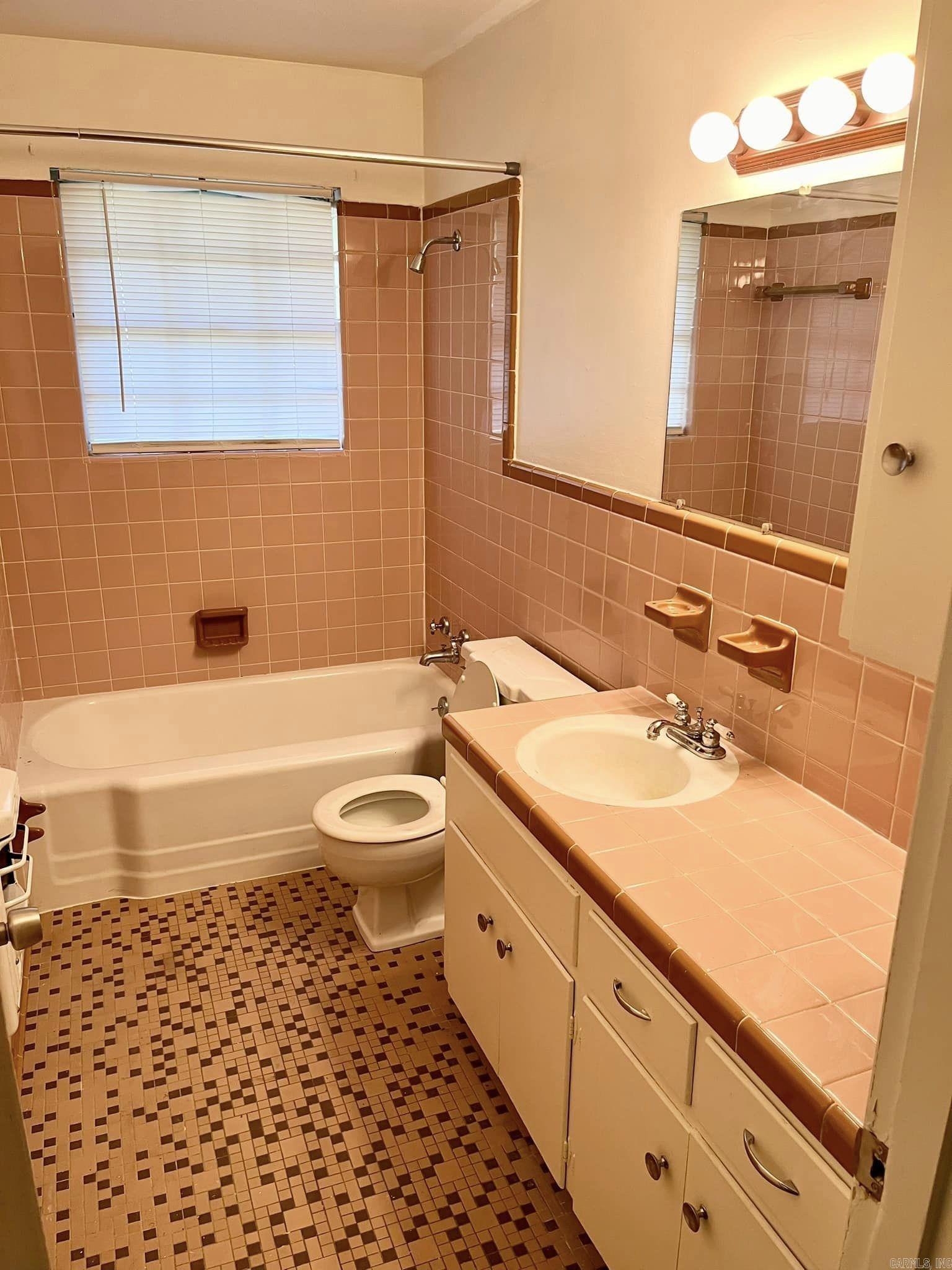 Pennbrook - Residential Lease