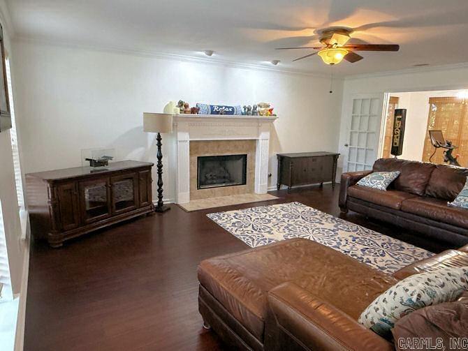 GARRETT GLEN ADDN - Residential