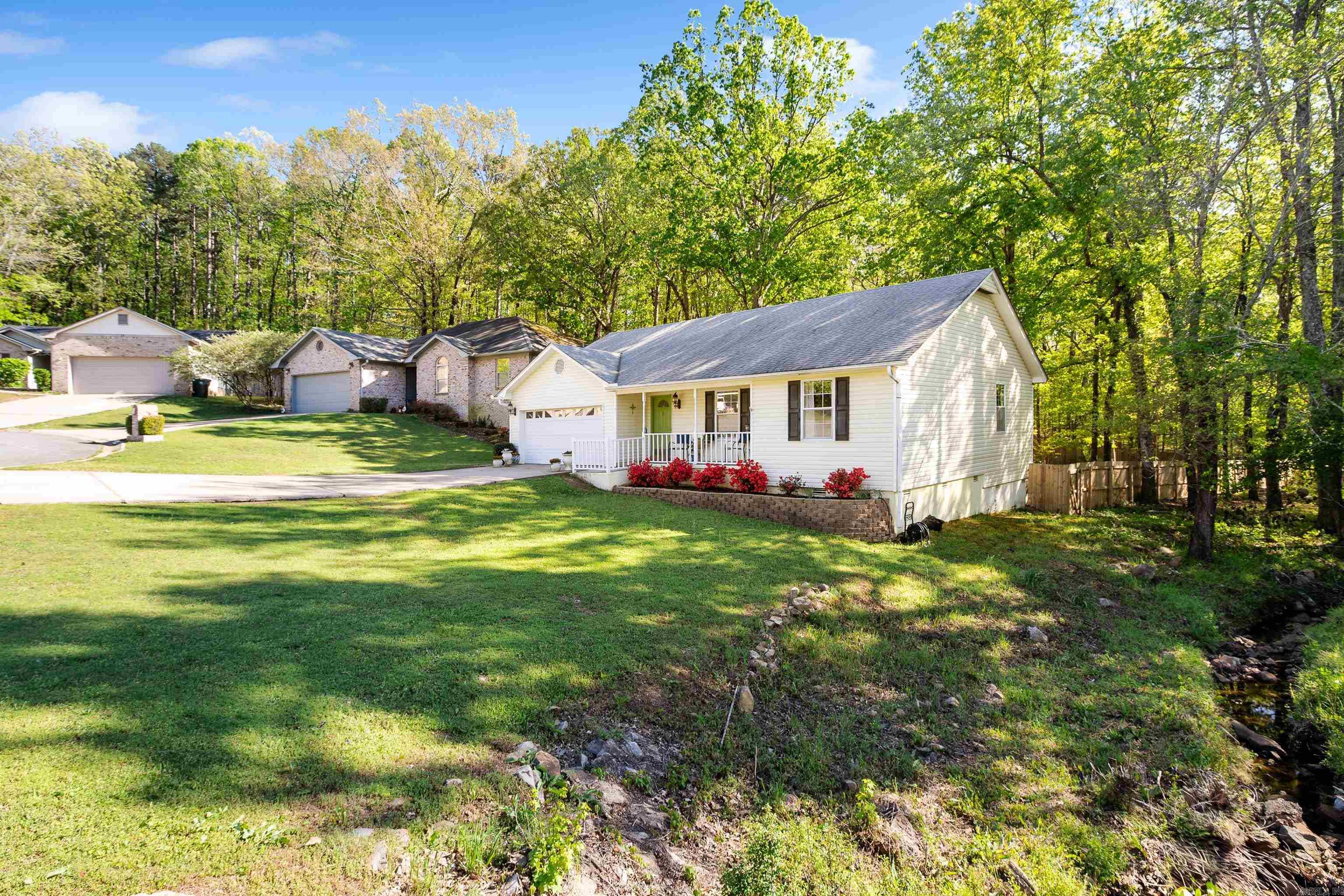 CEDAR RIDGE - Residential