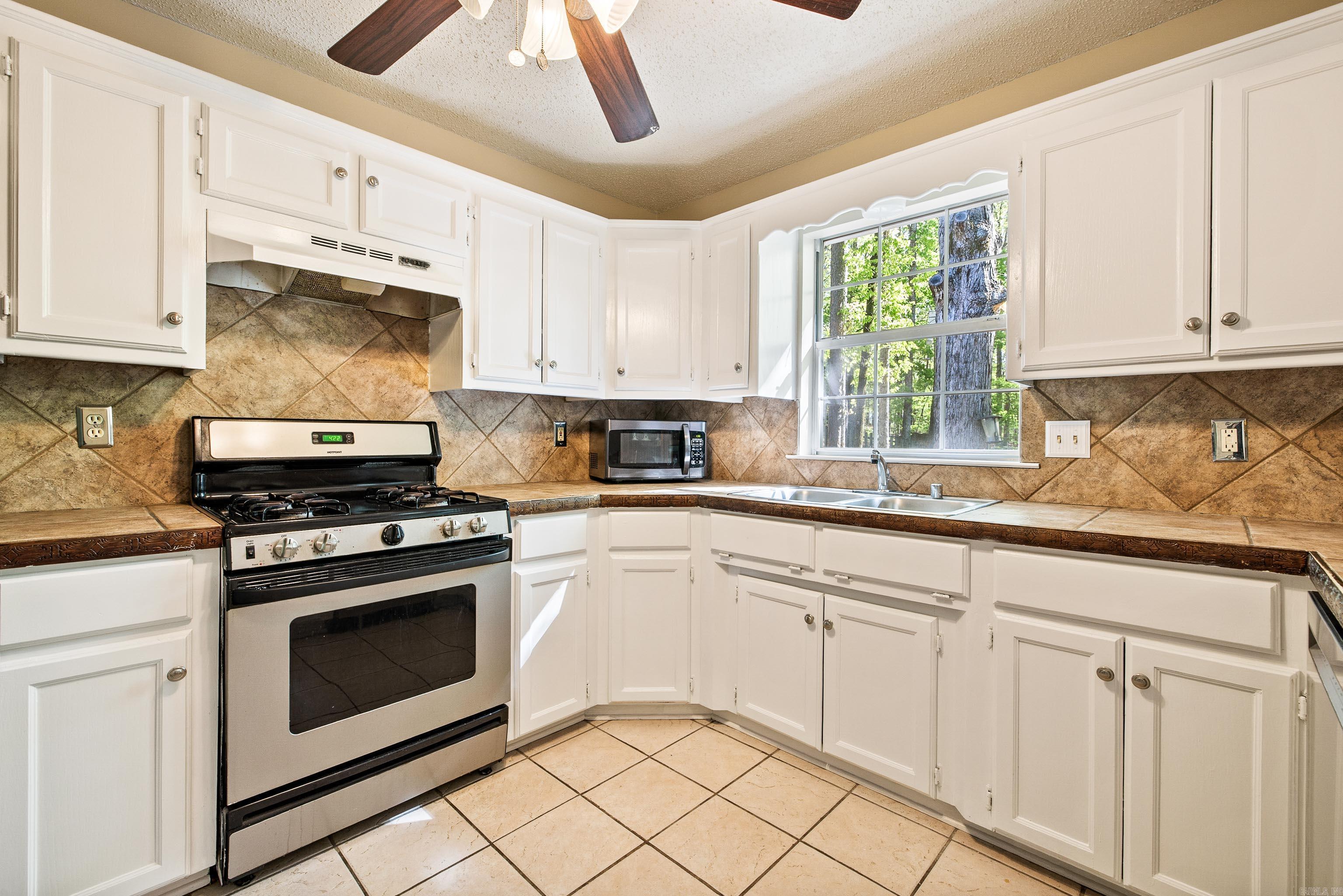 CEDAR RIDGE - Residential