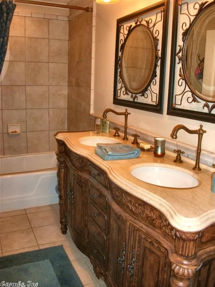 BASIN CIRCLE - Residential