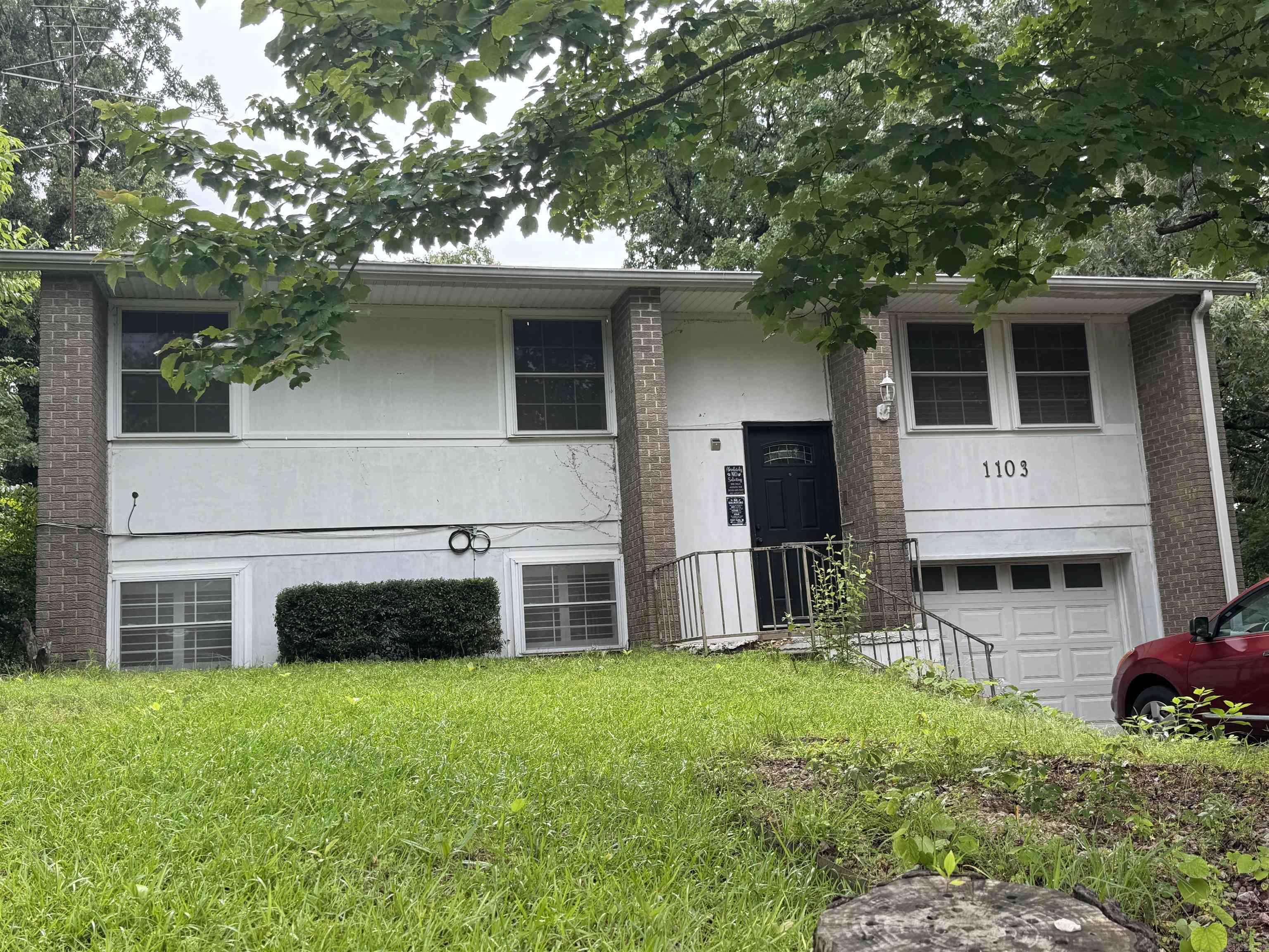 WATSON MANOR - Residential