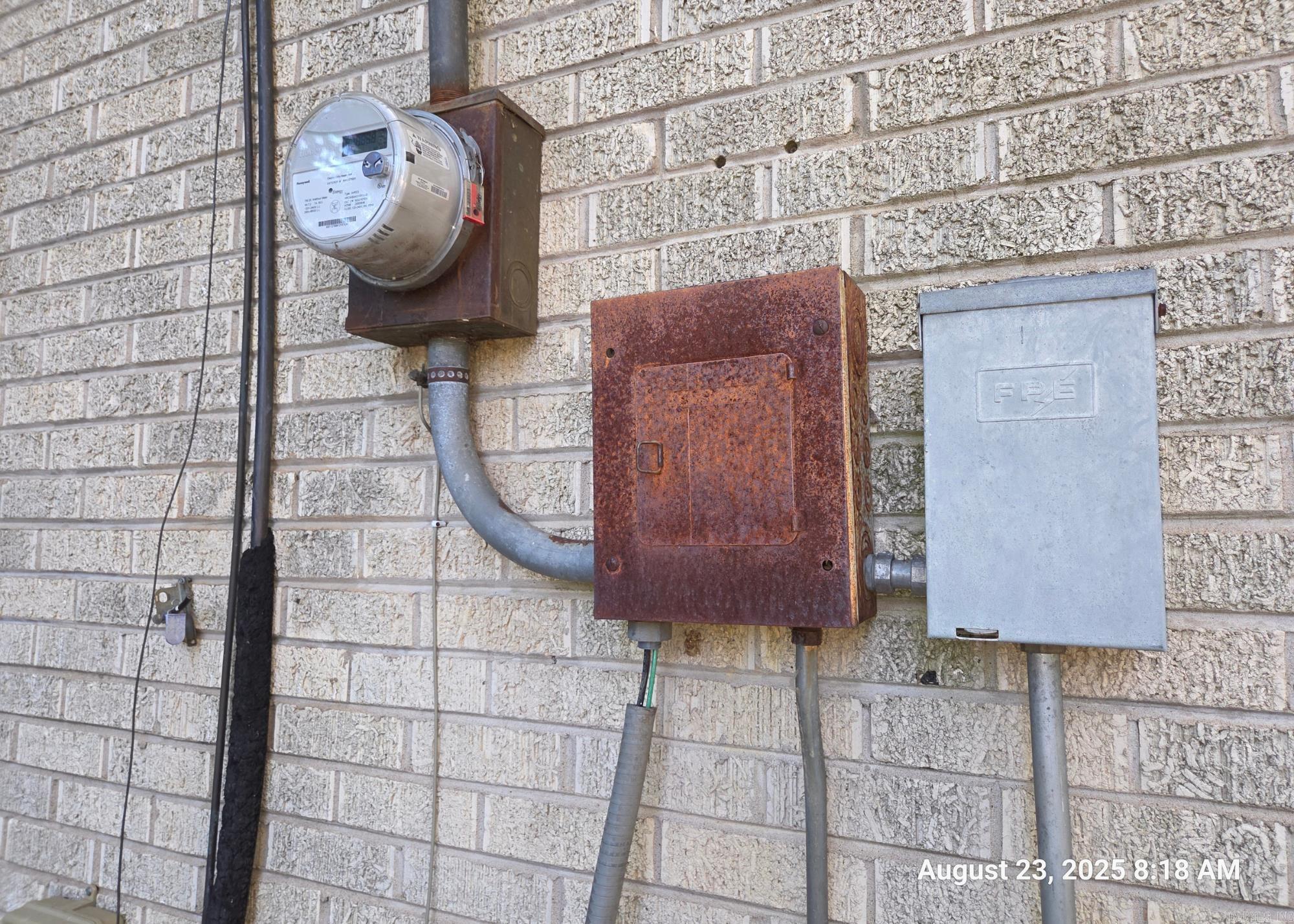 OAK FOREST GARDENS - Residential