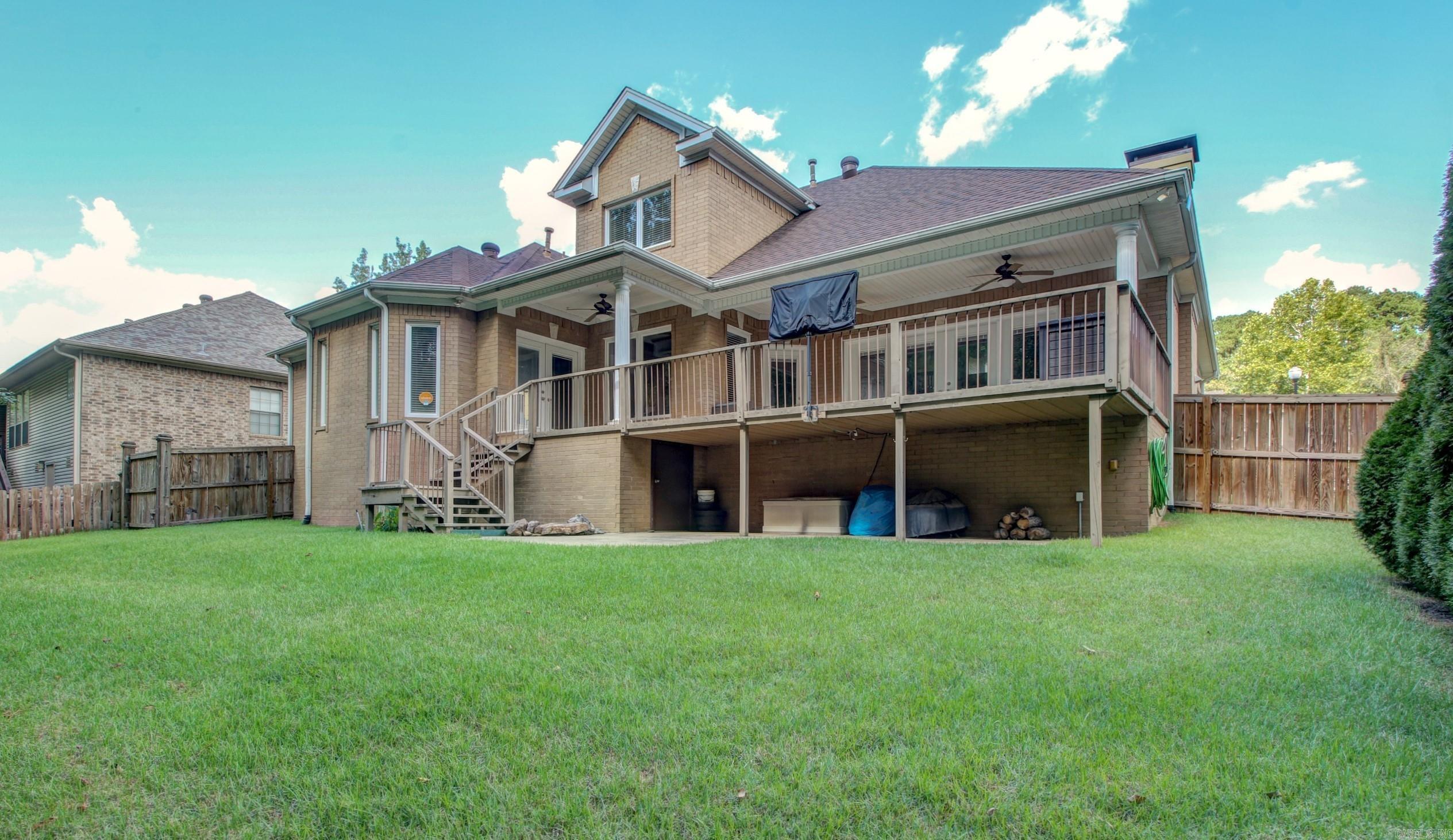 WOODLANDS EDGE - Residential