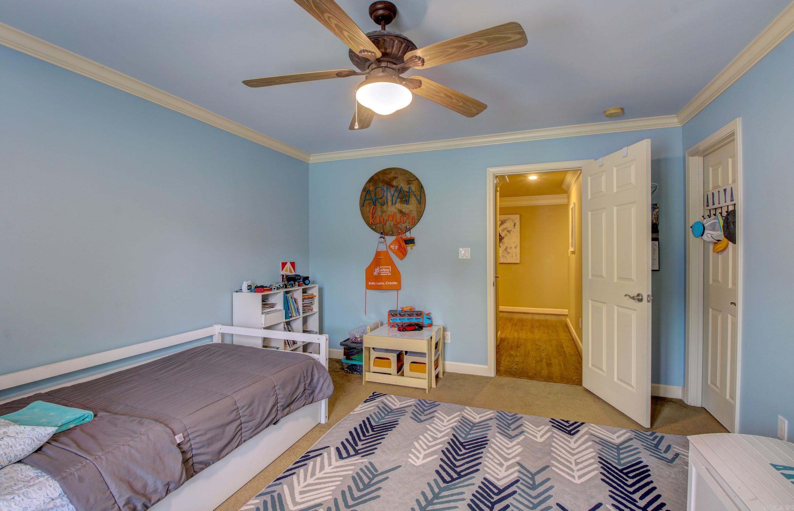 WOODLANDS EDGE - Residential