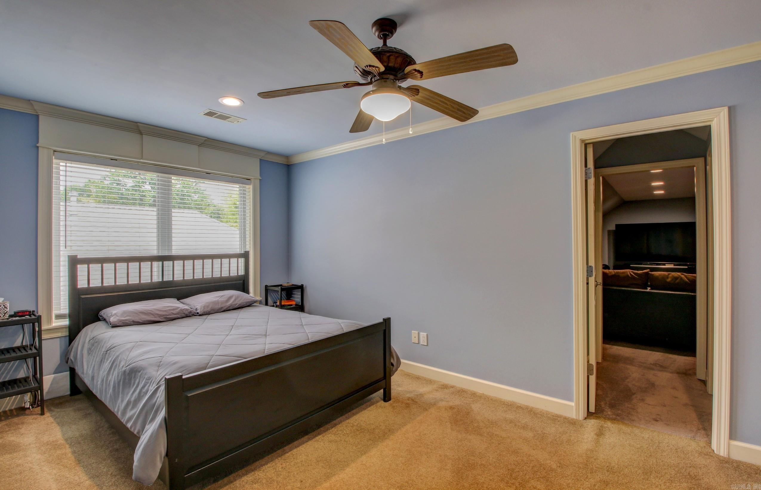 WOODLANDS EDGE - Residential