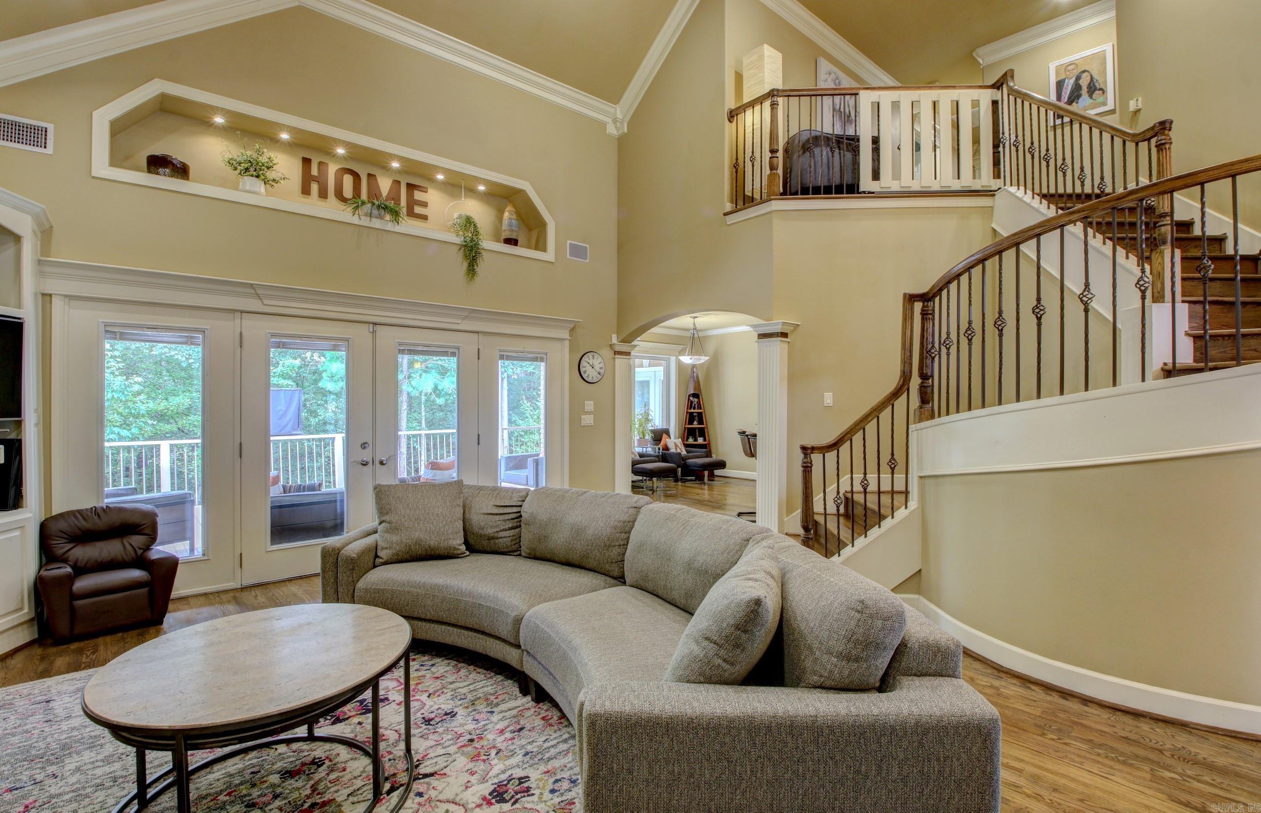 WOODLANDS EDGE - Residential