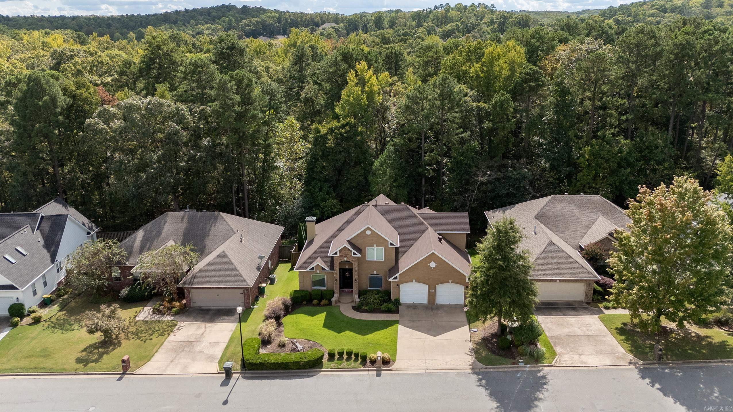 WOODLANDS EDGE - Residential