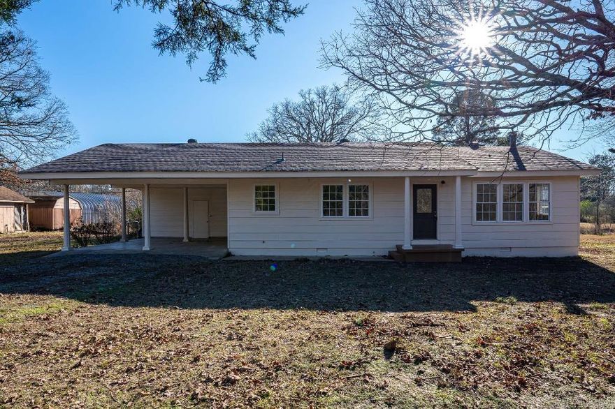 Fanstatic 3 bed 1.5 bath. This home features fresh neutral paint, new carpet, new lvt, stainless appliance, new roof and much more. Super clean move in ready!