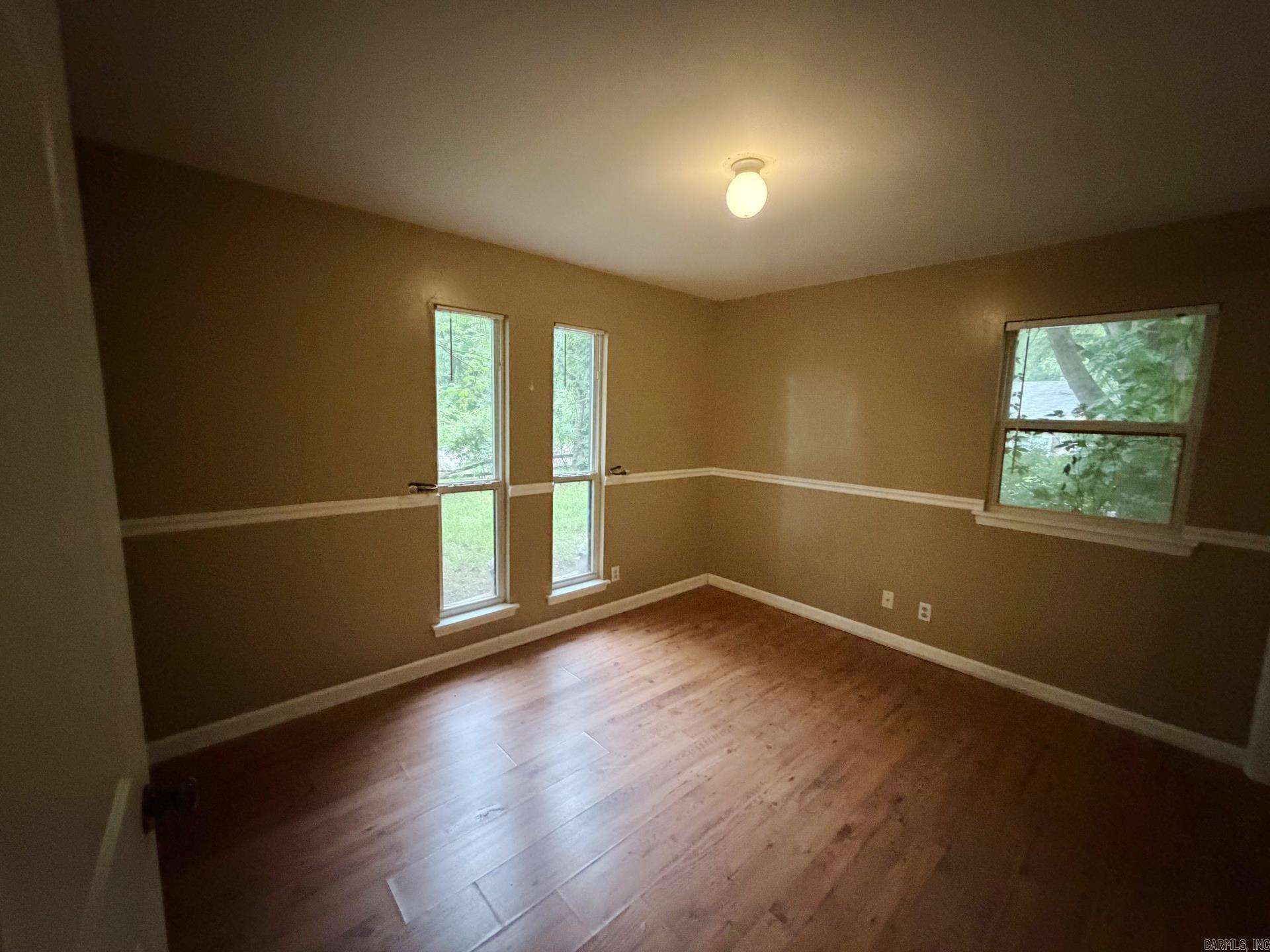 PEBBLE LAKE - Residential