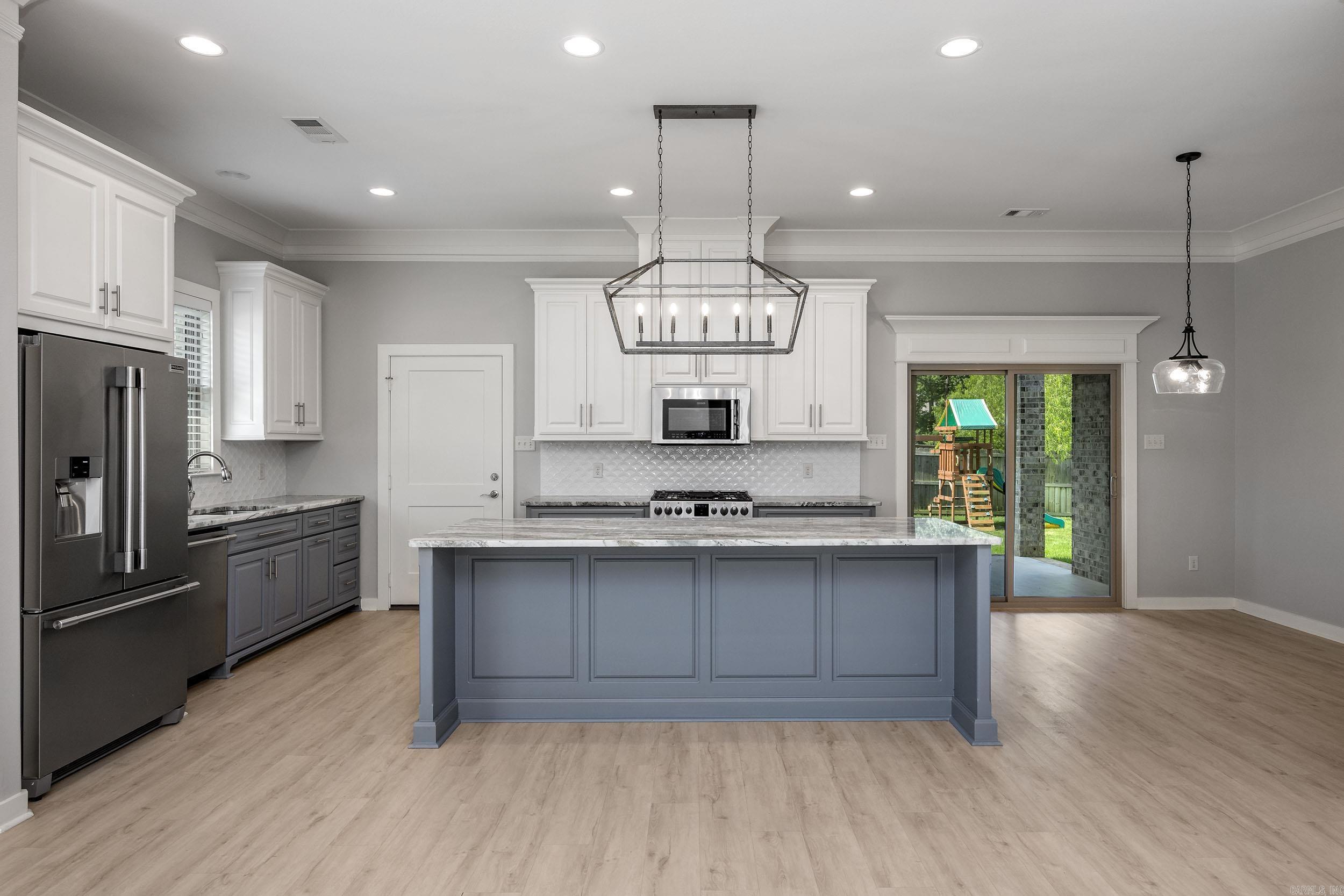 PARKSIDE ADDITION - Residential