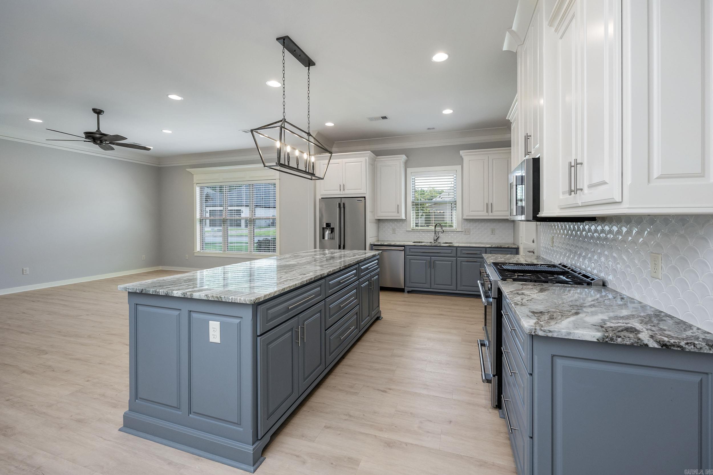 PARKSIDE ADDITION - Residential