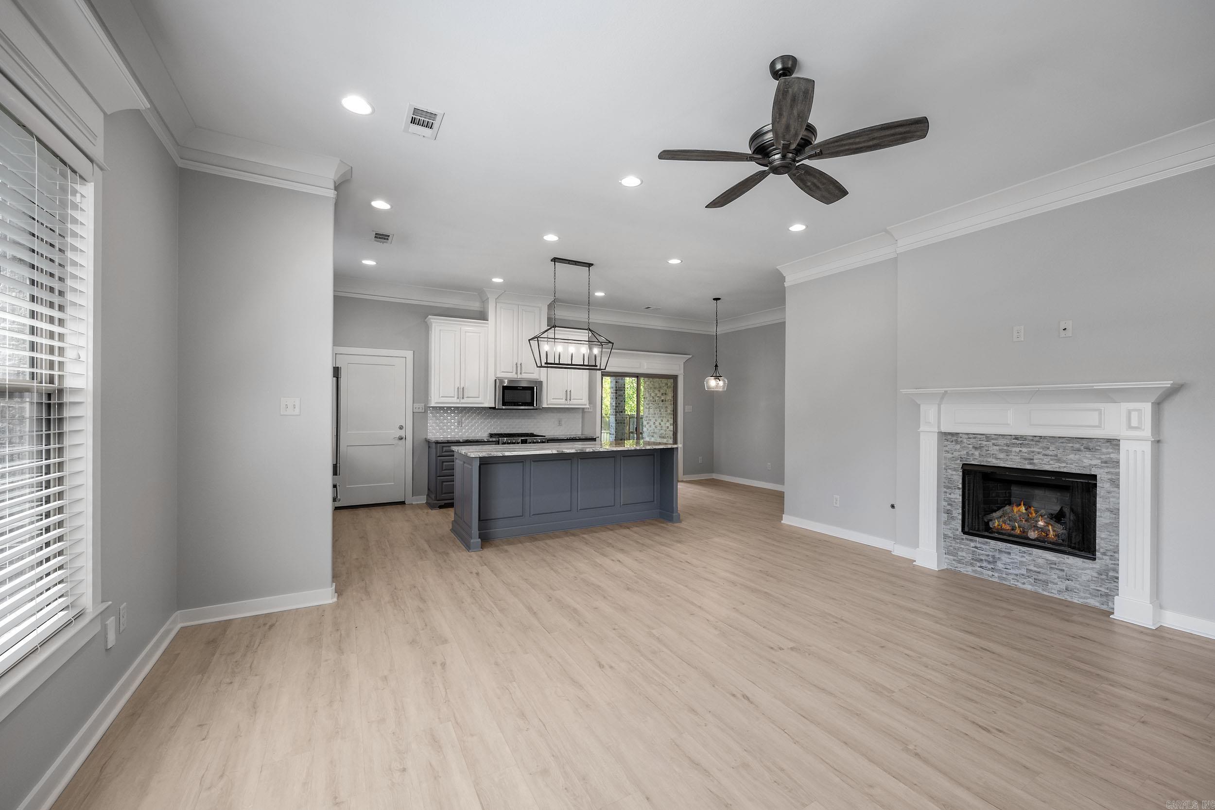 PARKSIDE ADDITION - Residential