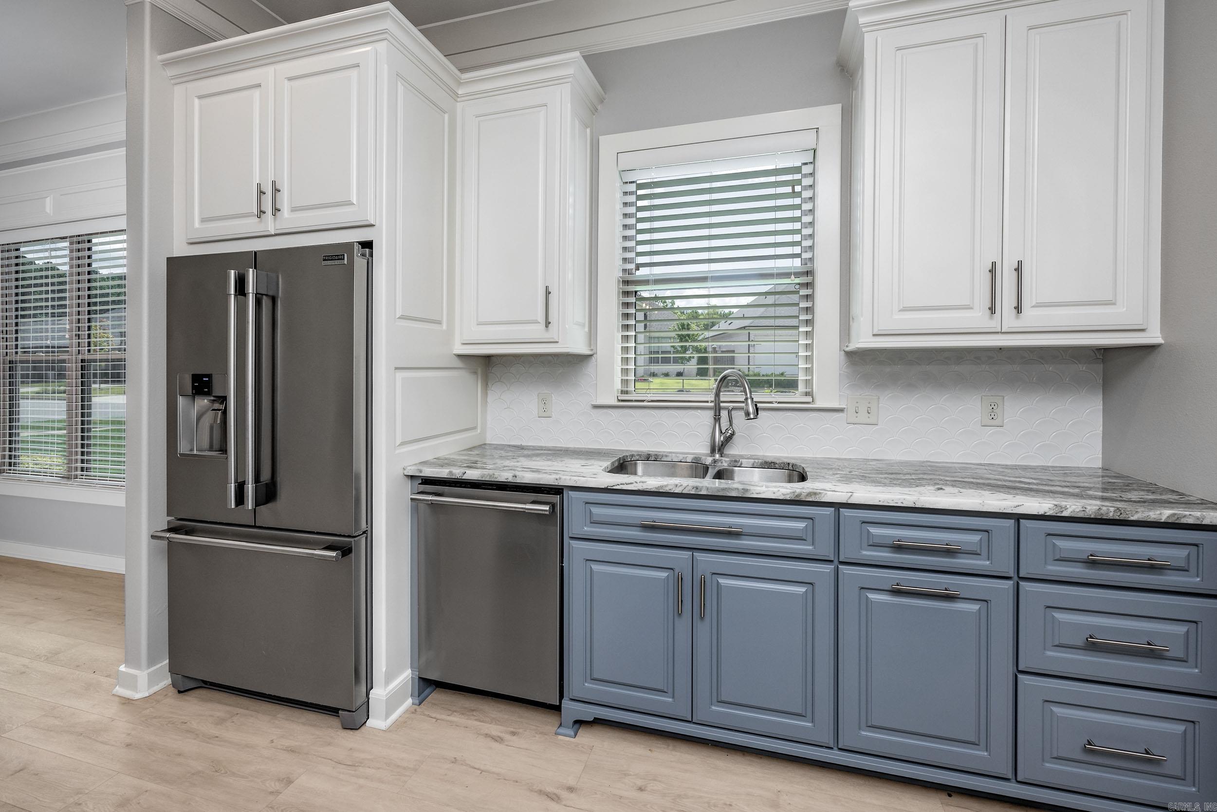 PARKSIDE ADDITION - Residential