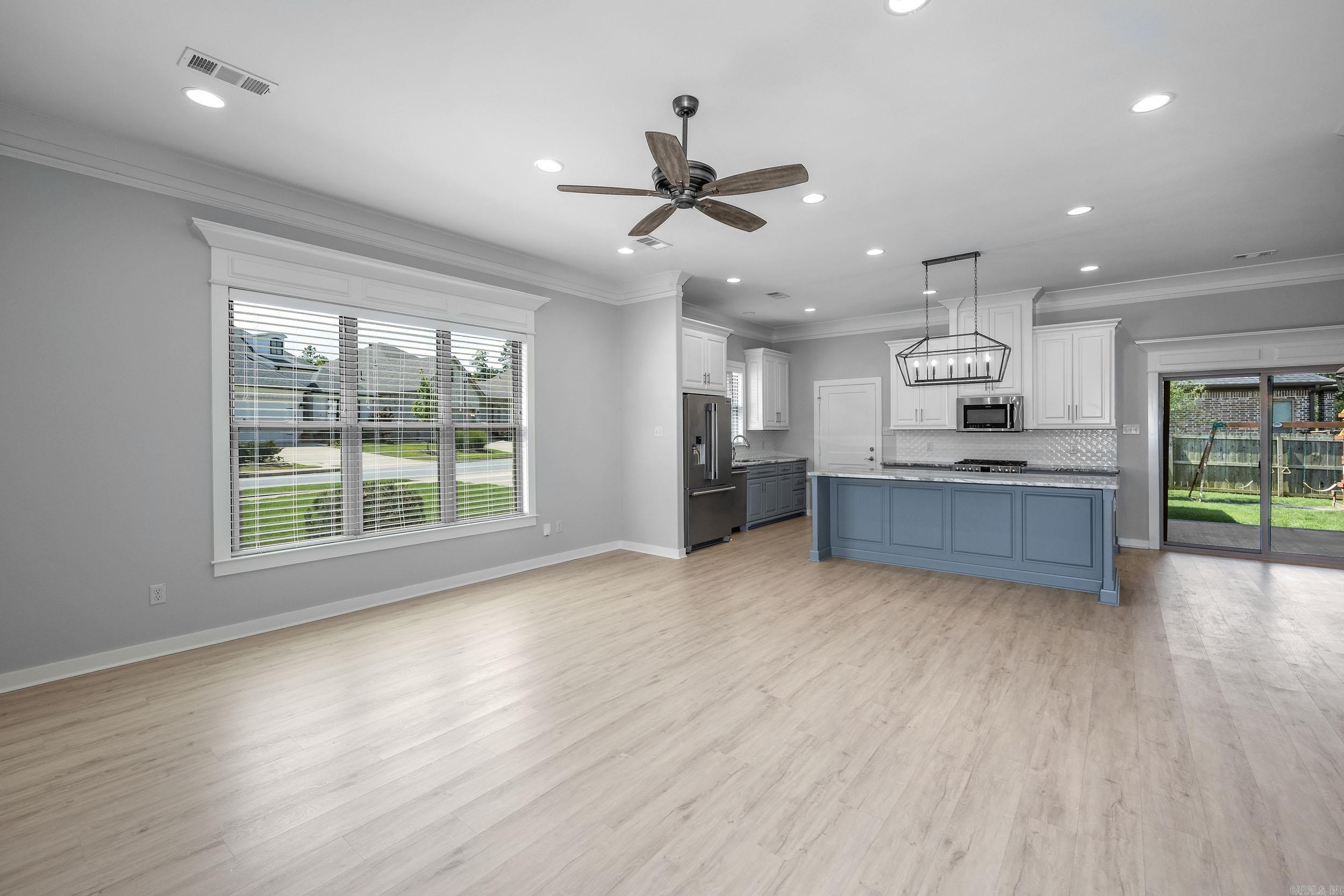 PARKSIDE ADDITION - Residential