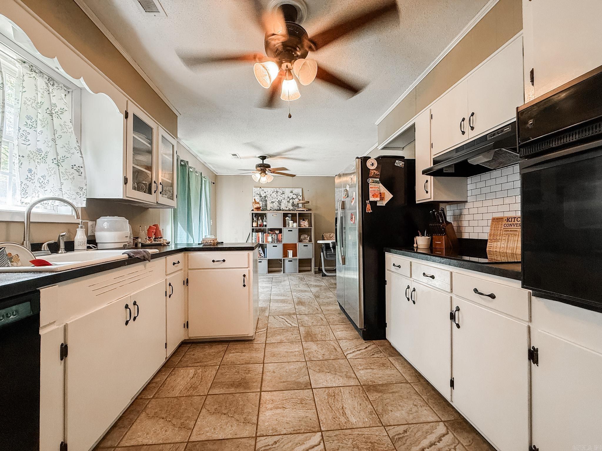 H.F. HENSON - Residential