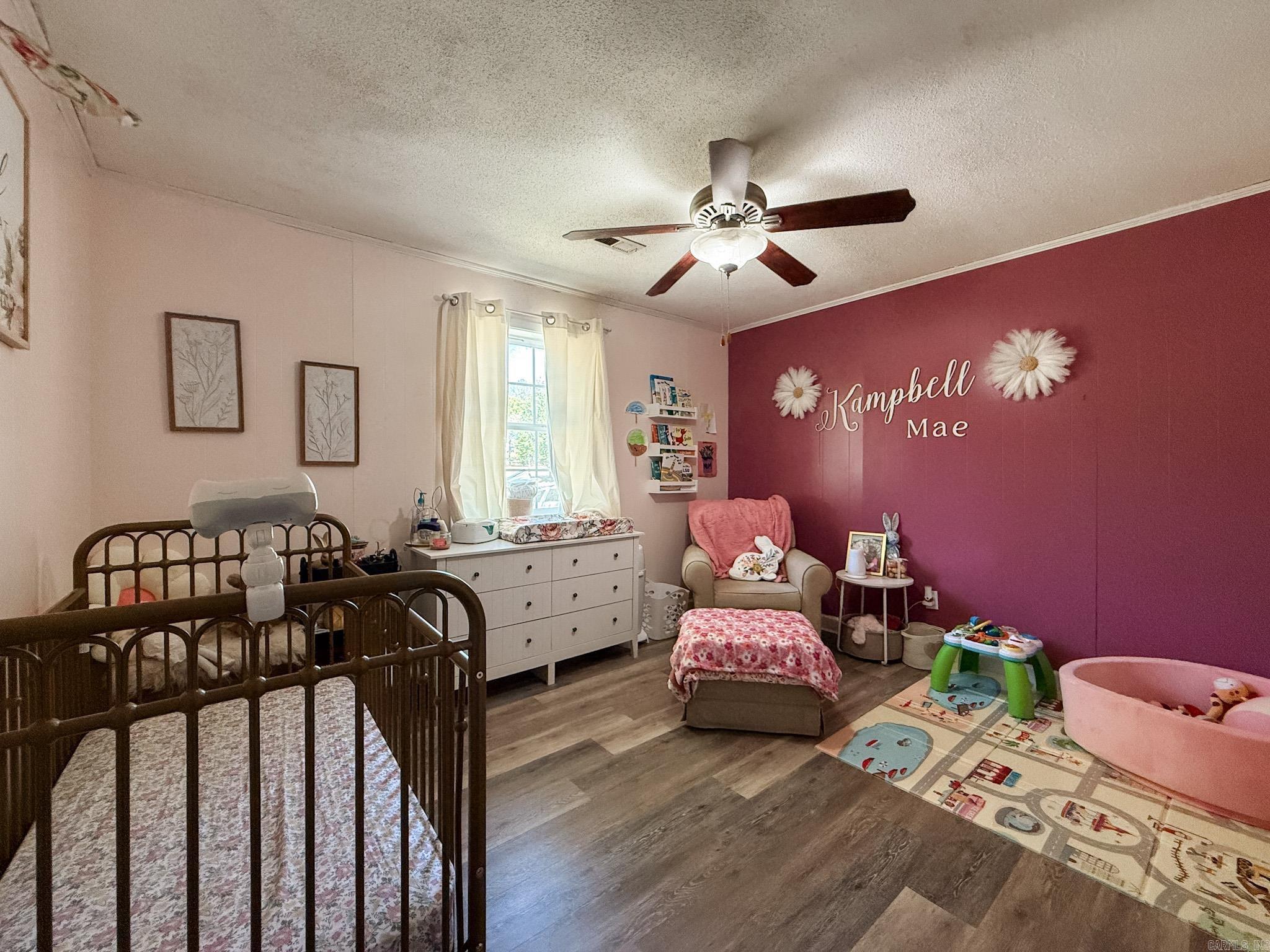 H.F. HENSON - Residential