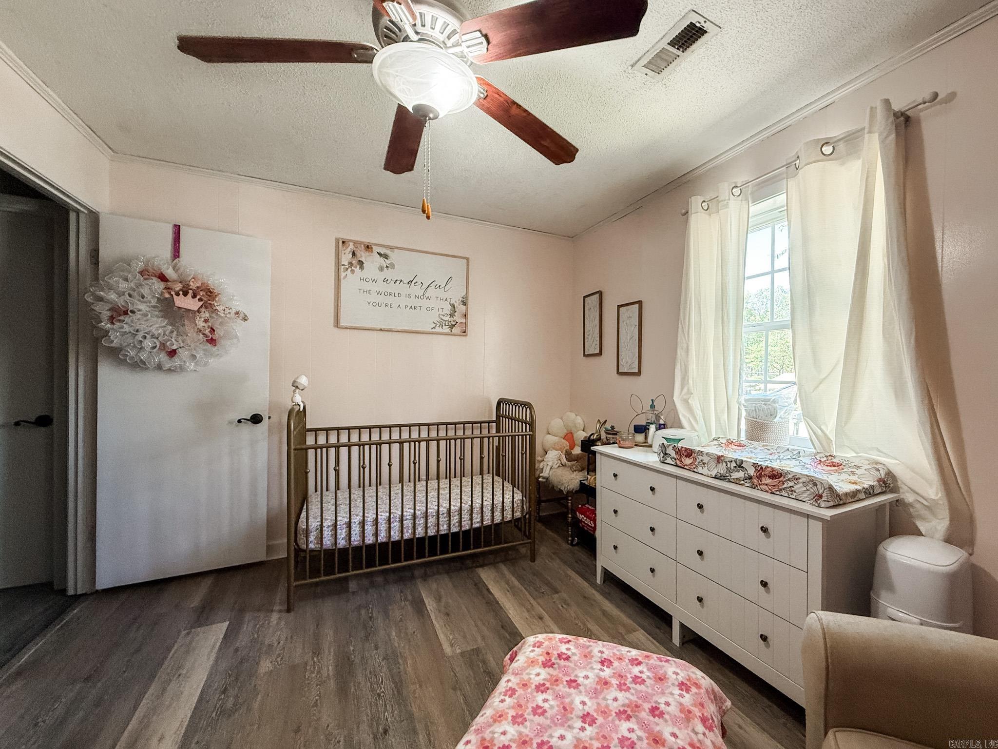 H.F. HENSON - Residential