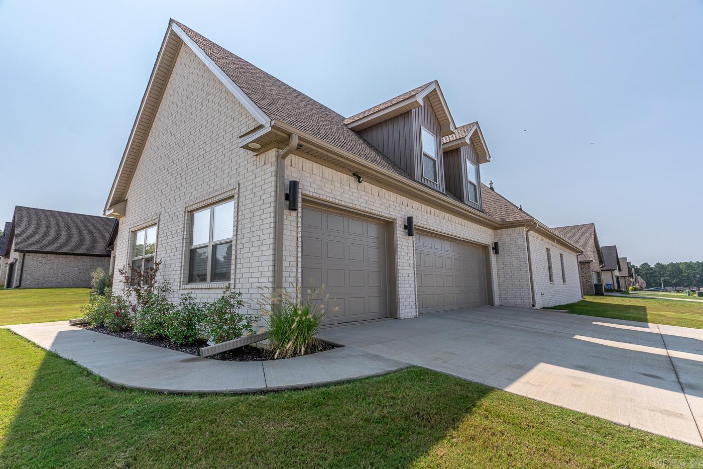 EDEN HILLS ESTATES PHASE III - Residential