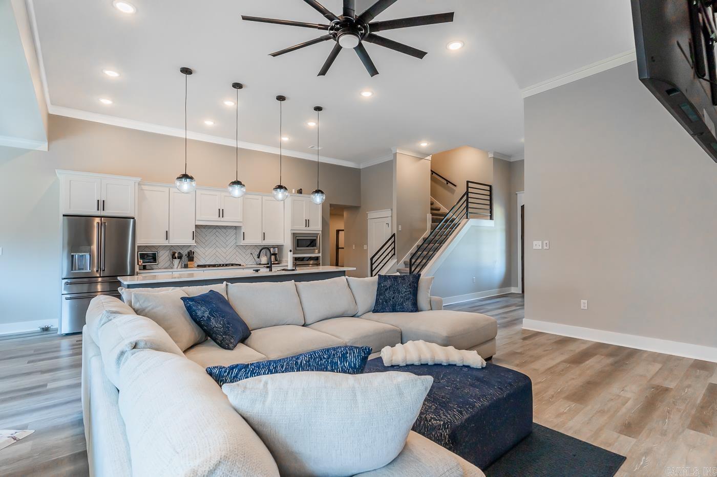 EDEN HILLS ESTATES PHASE III - Residential