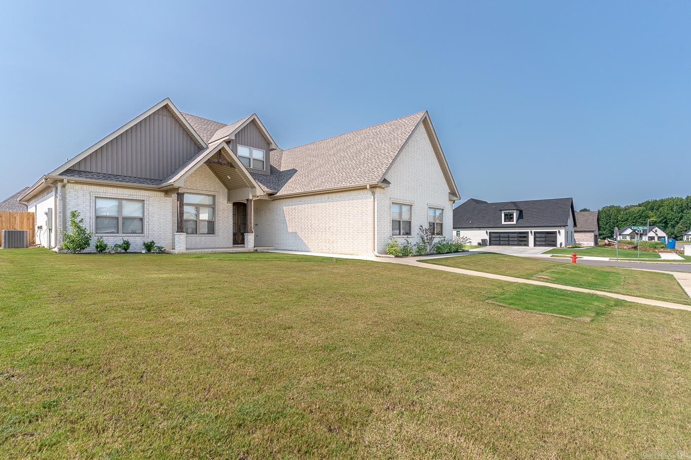 EDEN HILLS ESTATES PHASE III - Residential