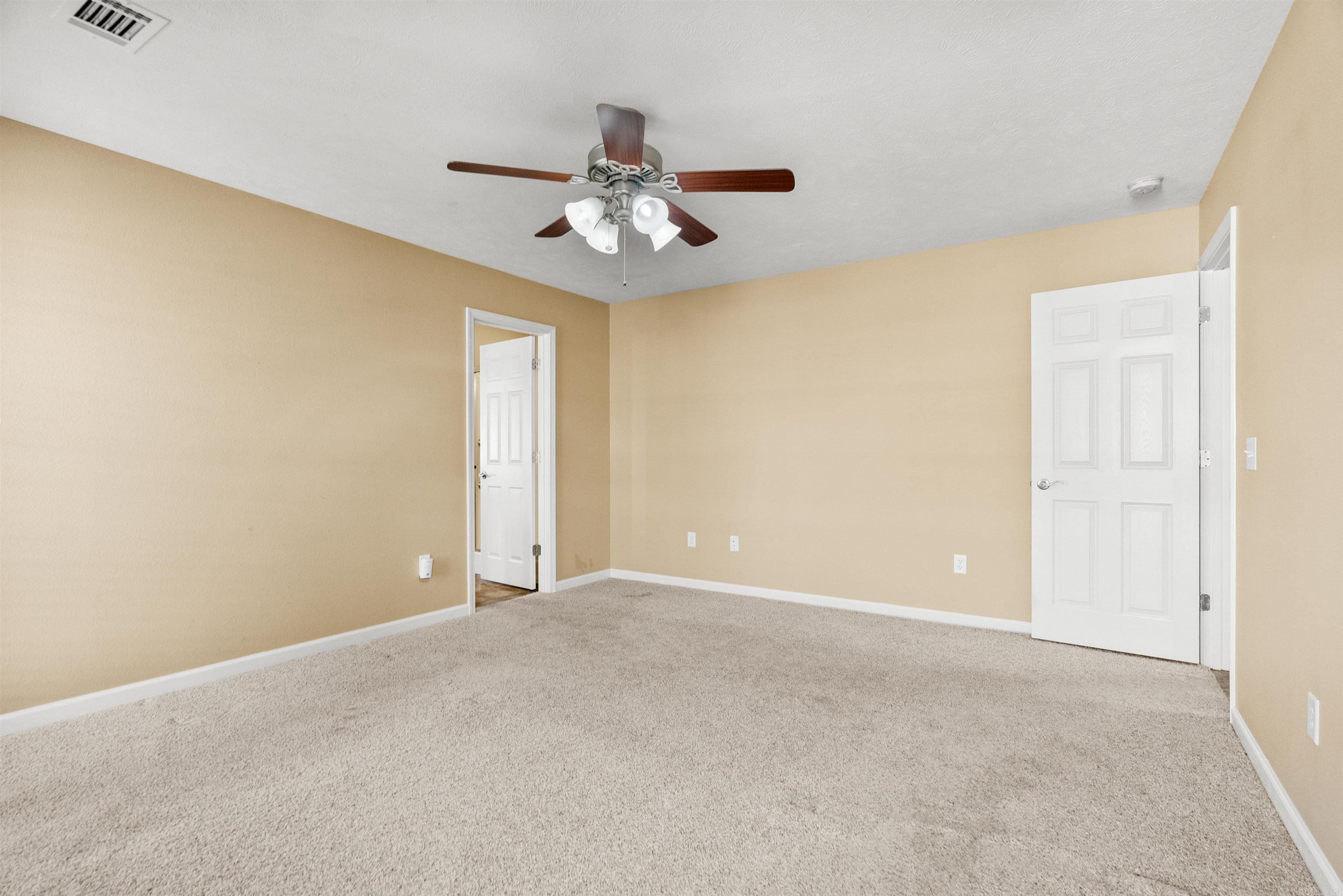 SPRING VALLEY - Residential