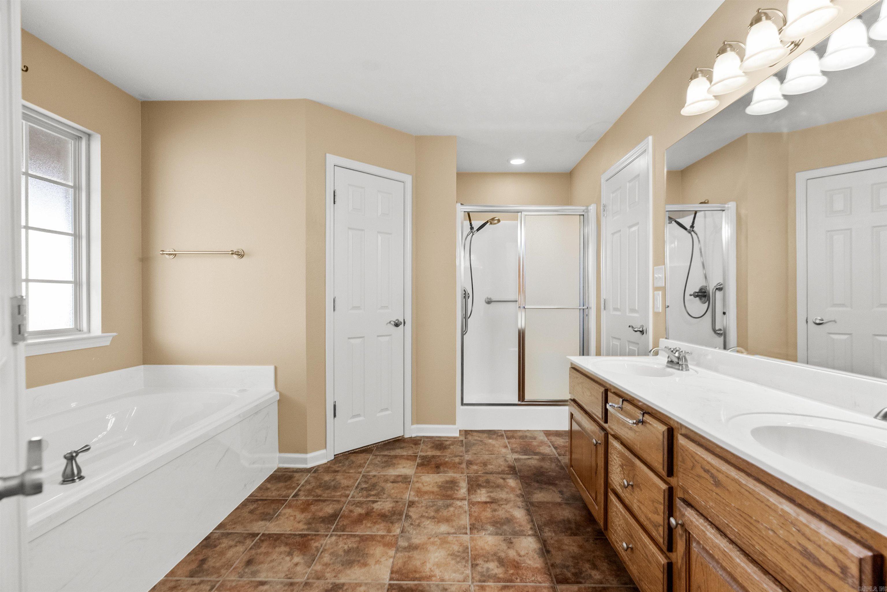 SPRING VALLEY - Residential