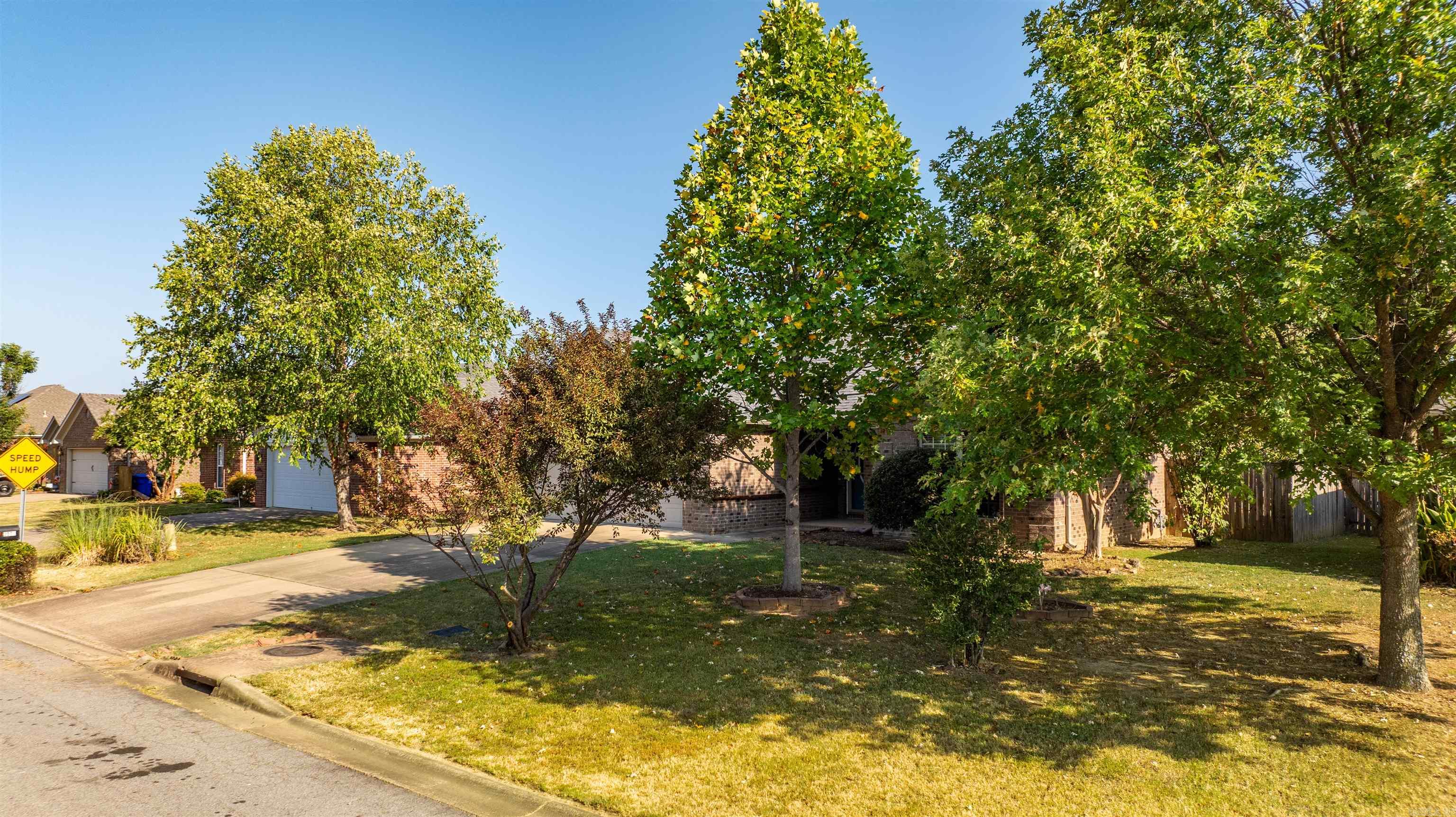 SPRING VALLEY - Residential