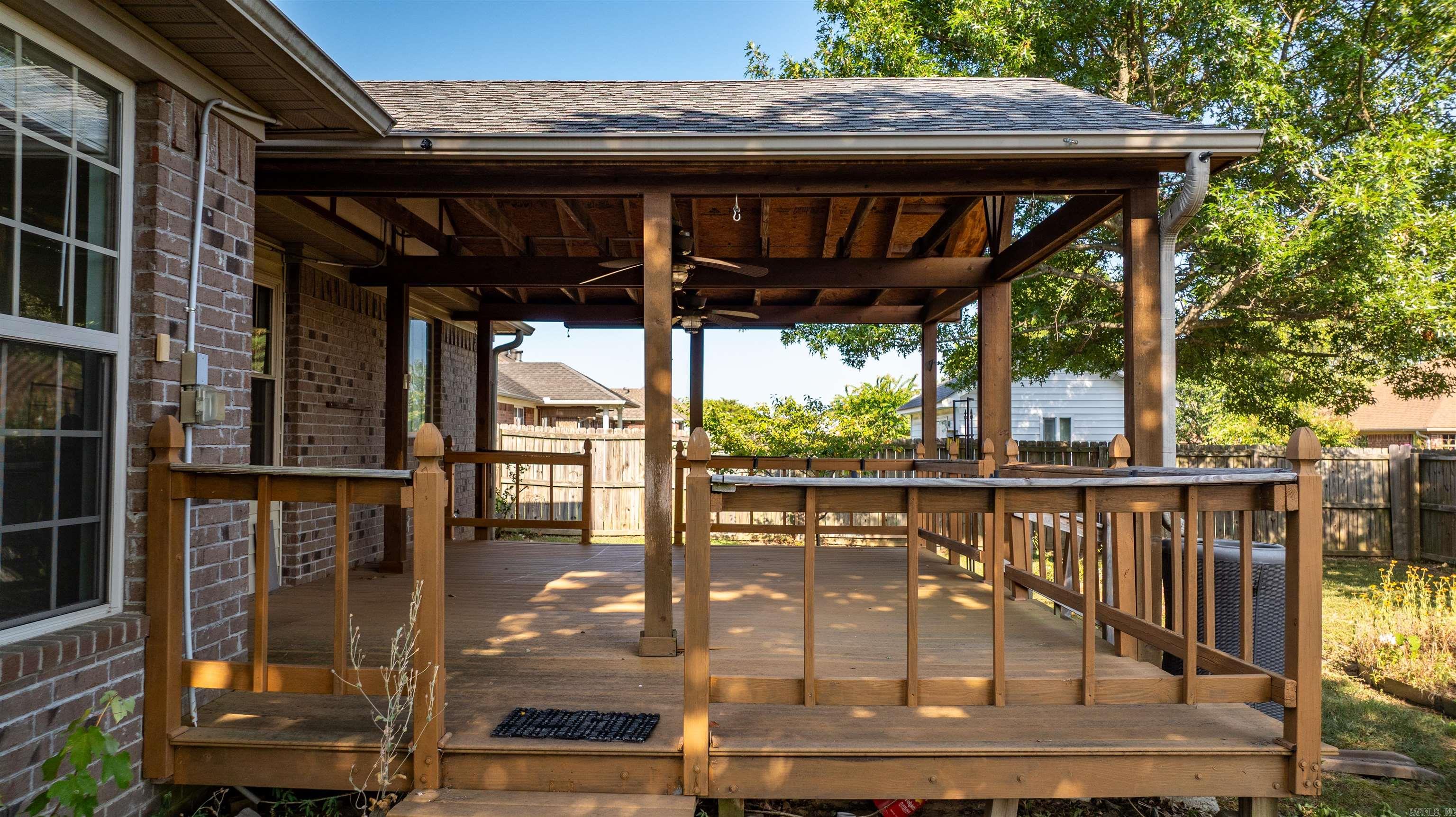 SPRING VALLEY - Residential