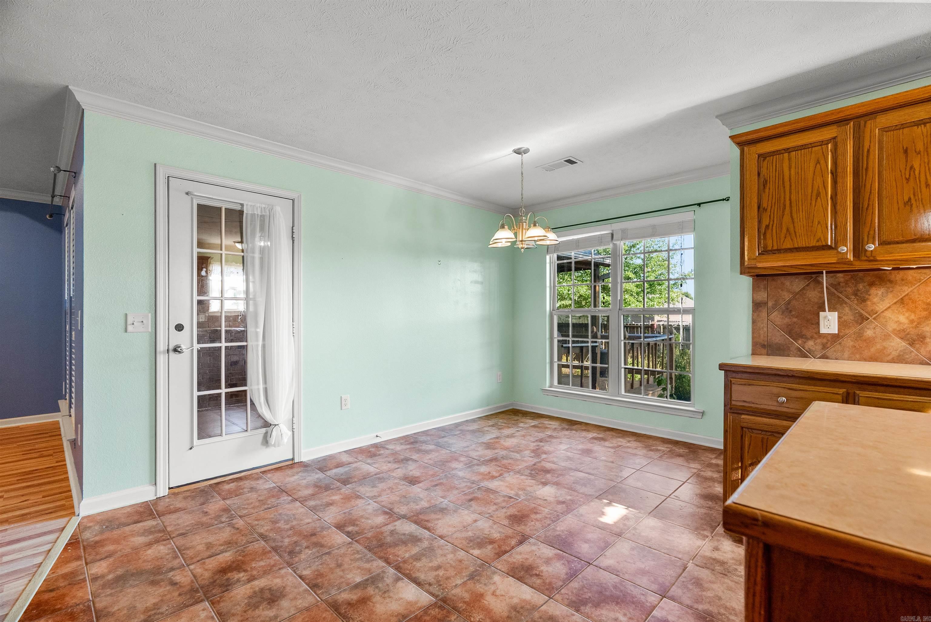 SPRING VALLEY - Residential