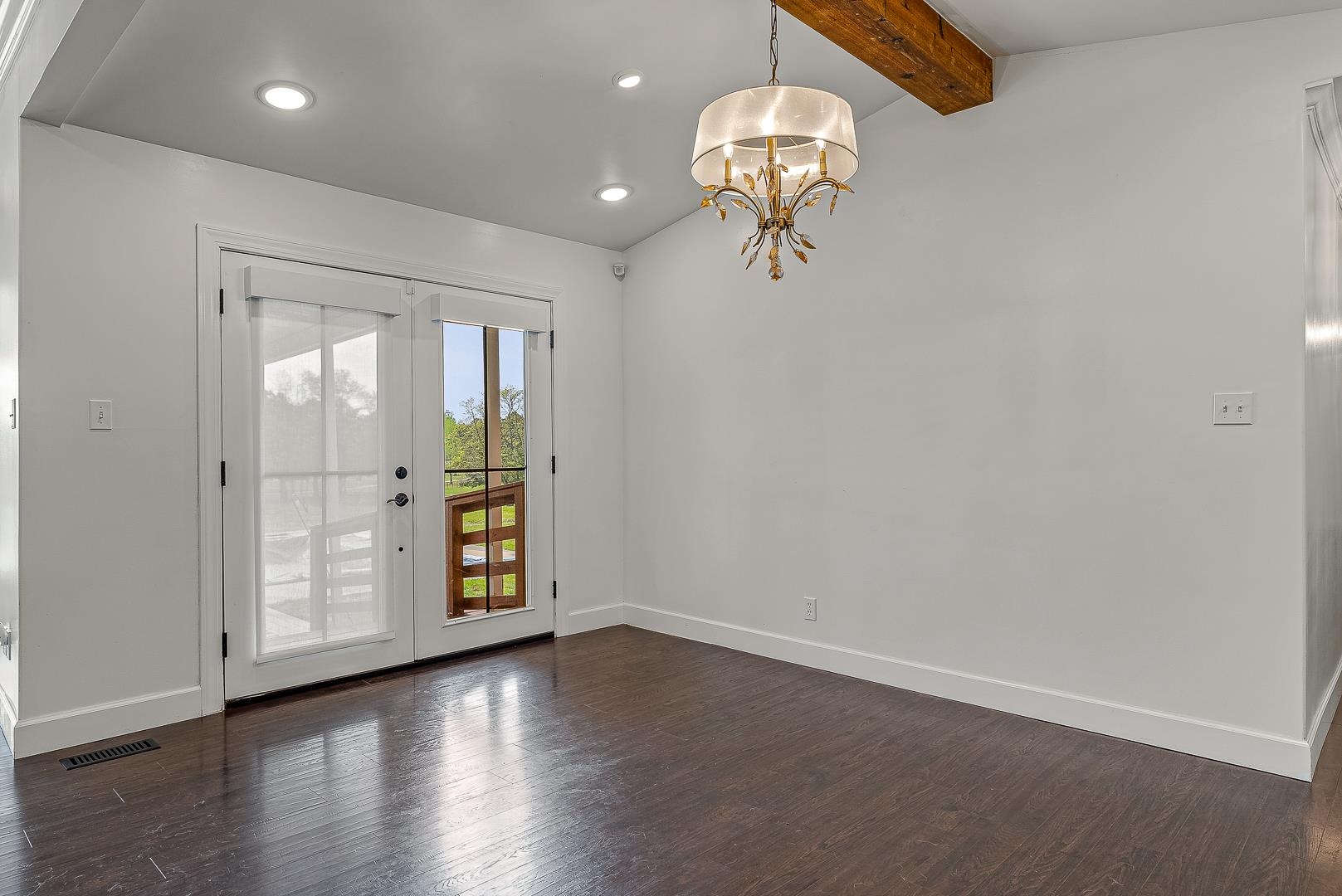 Metes & Bounds - Residential