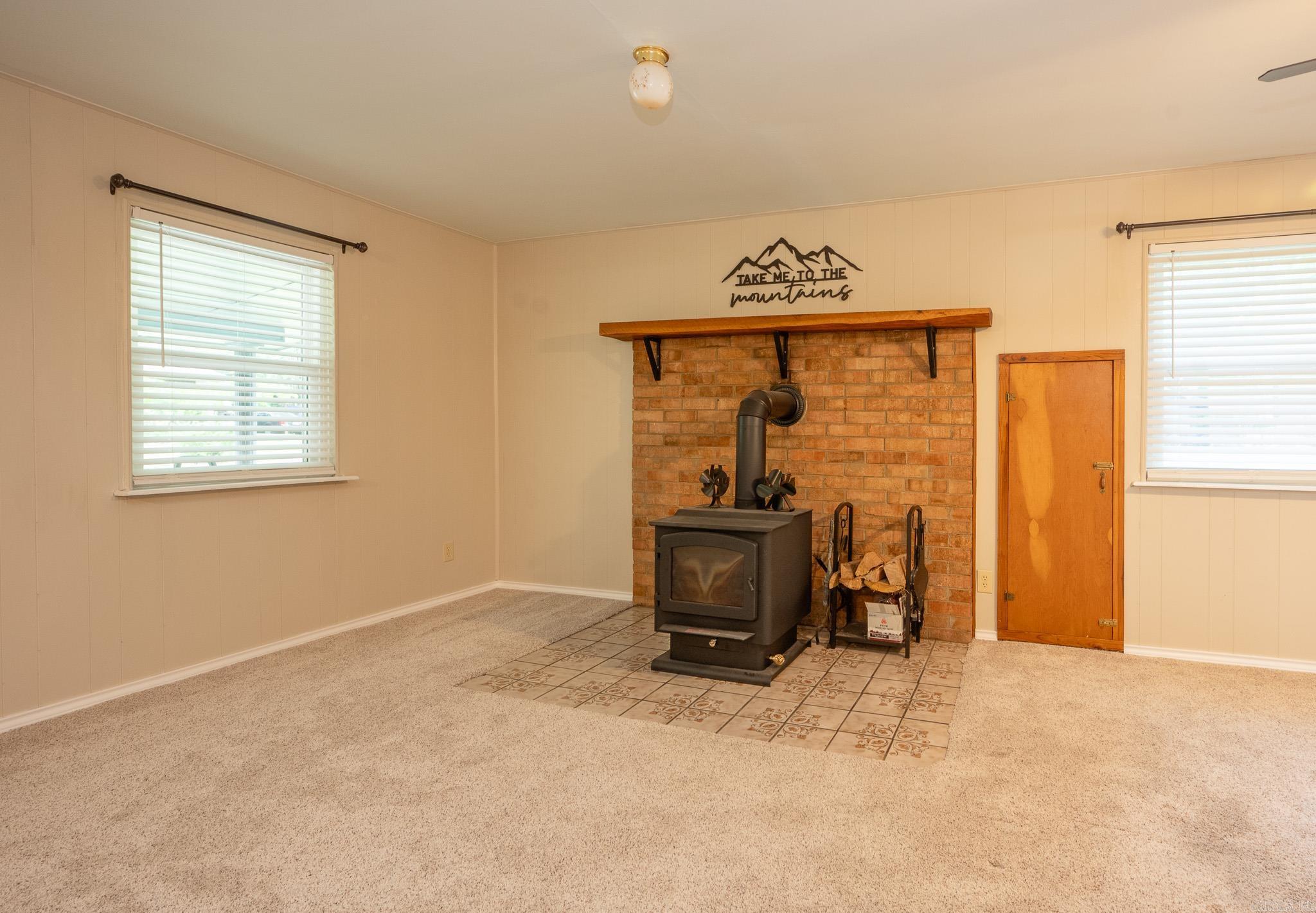 WOODLAND ADD INSIDE - Residential