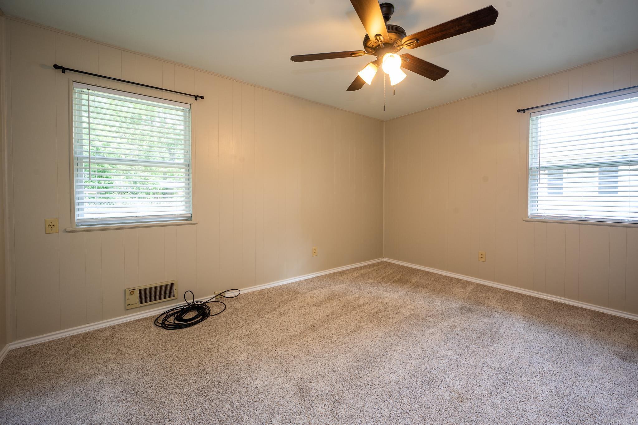 WOODLAND ADD INSIDE - Residential