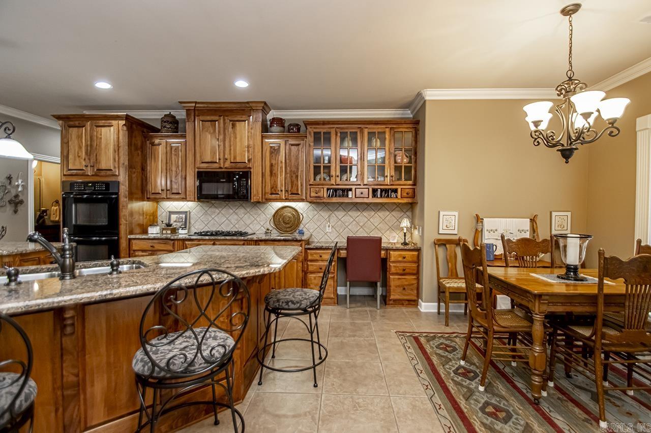 MILLERS CROSSING - Residential