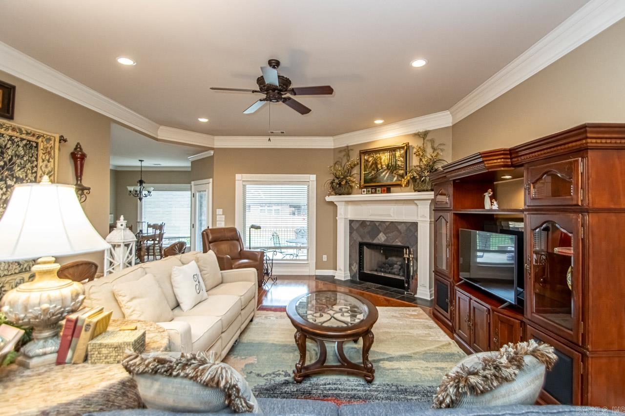 MILLERS CROSSING - Residential