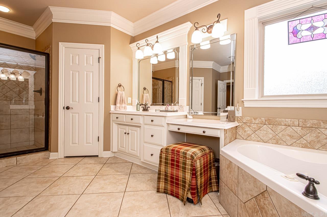 MILLERS CROSSING - Residential