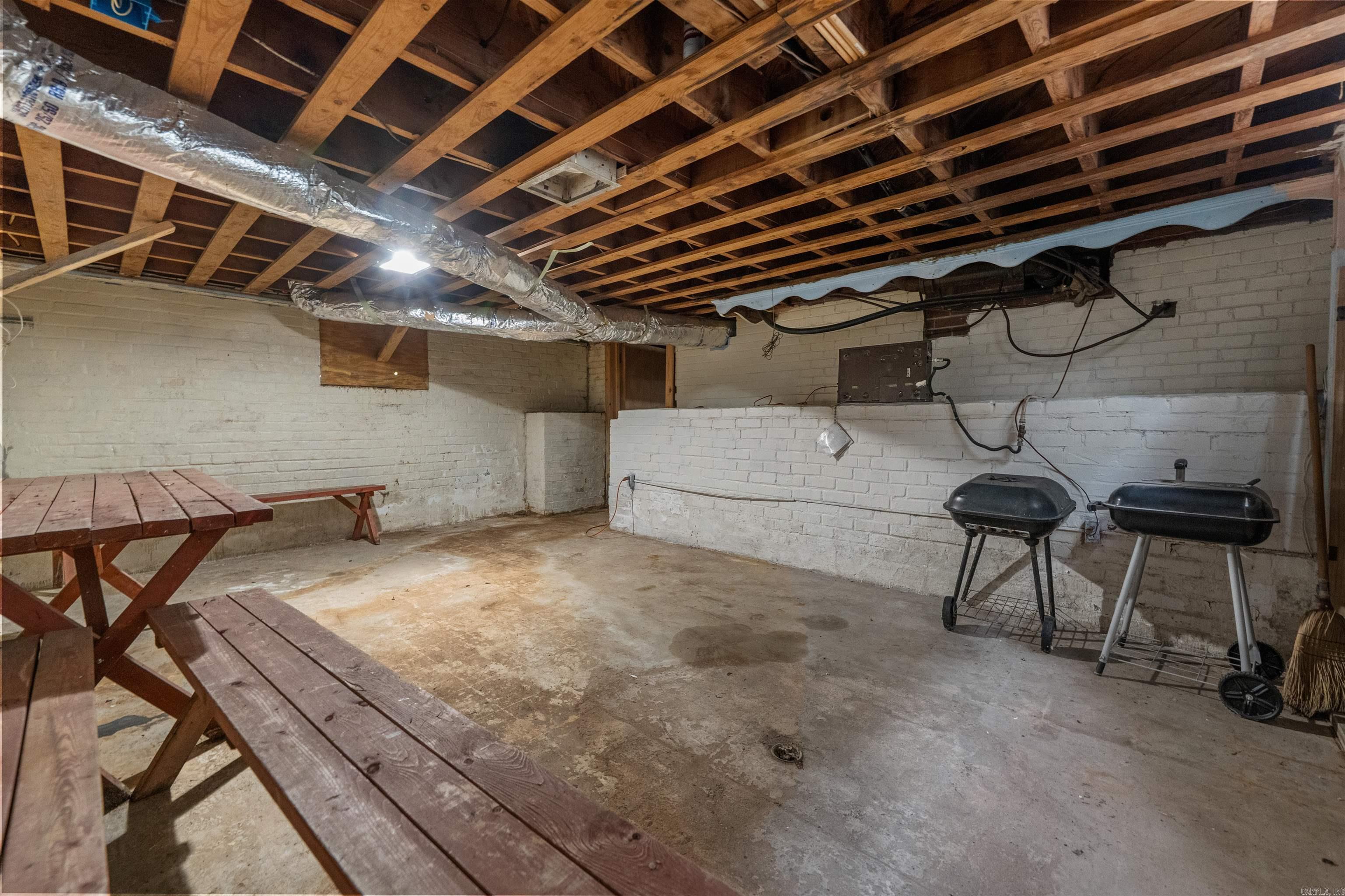 HUMPHREY & BALDWIN - Residential