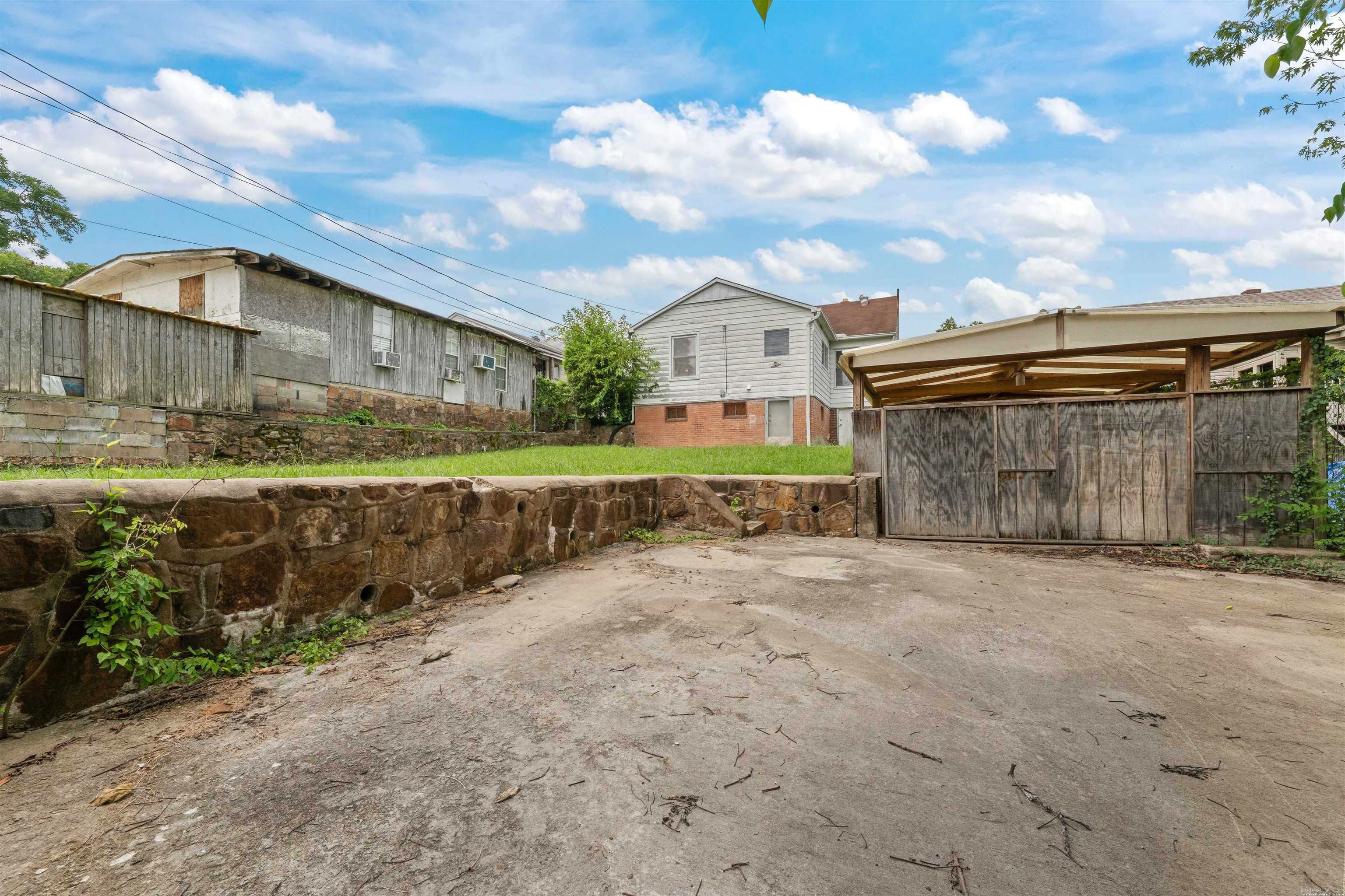 HUMPHREY & BALDWIN - Residential