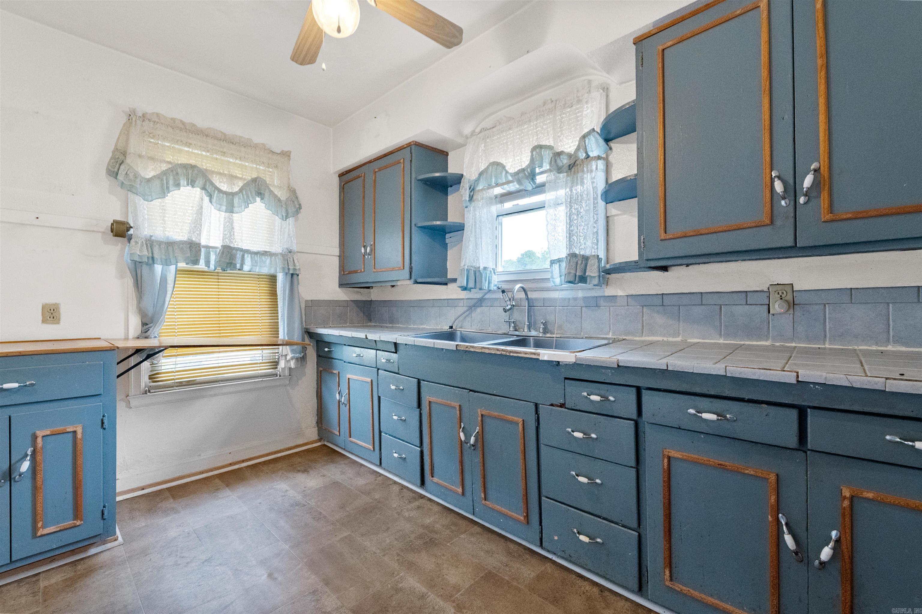 HUMPHREY & BALDWIN - Residential