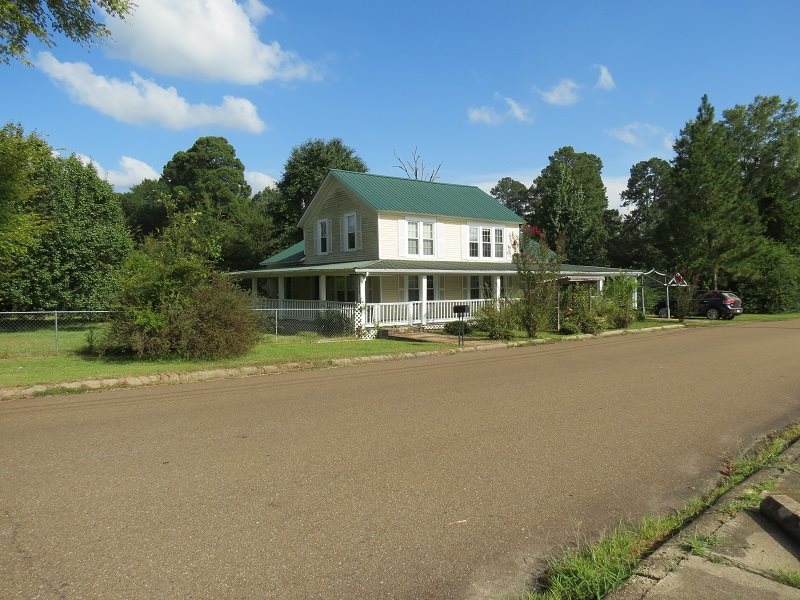 Russell - Residential