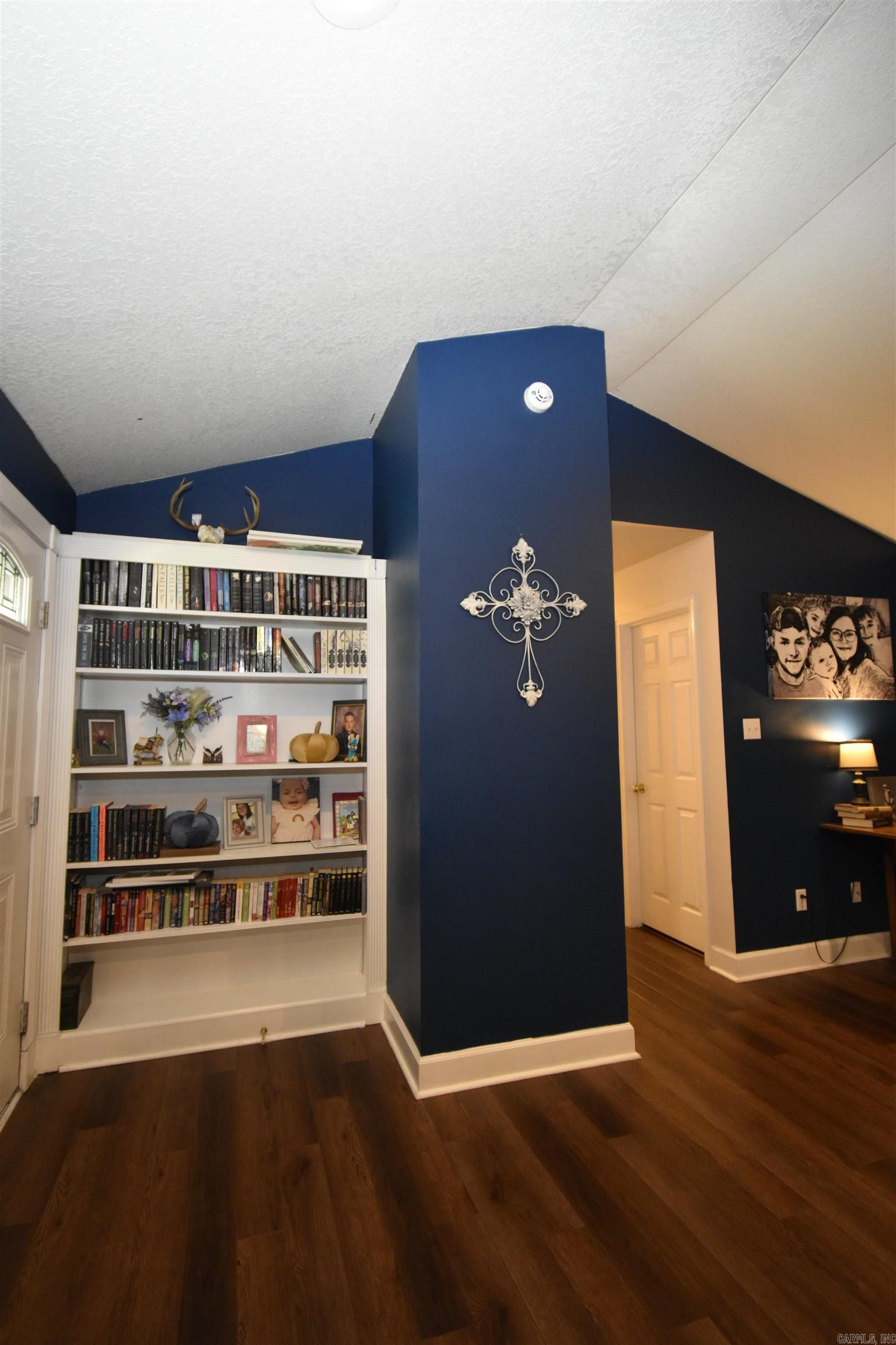 QUAIL MEADOWS - Residential