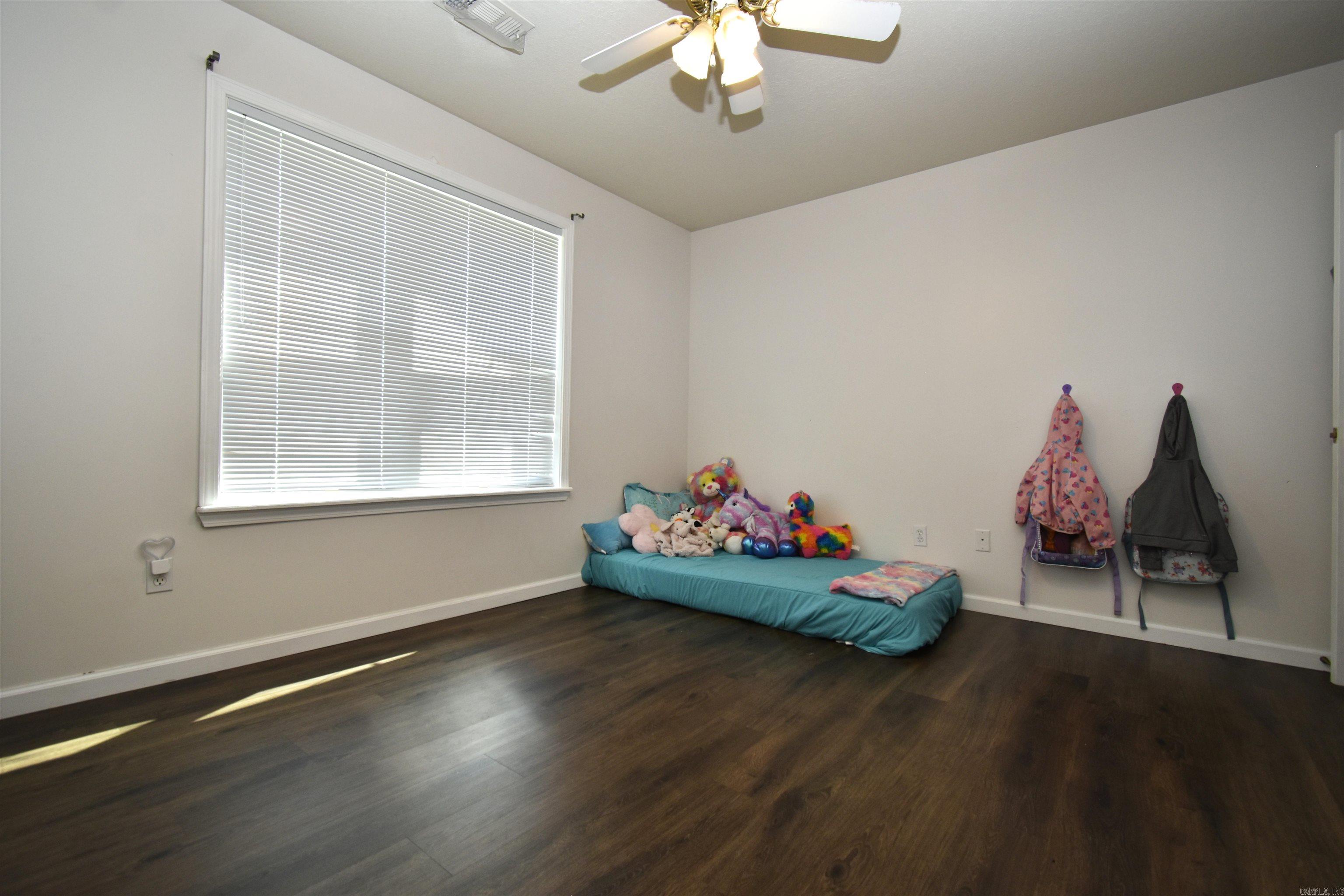 QUAIL MEADOWS - Residential