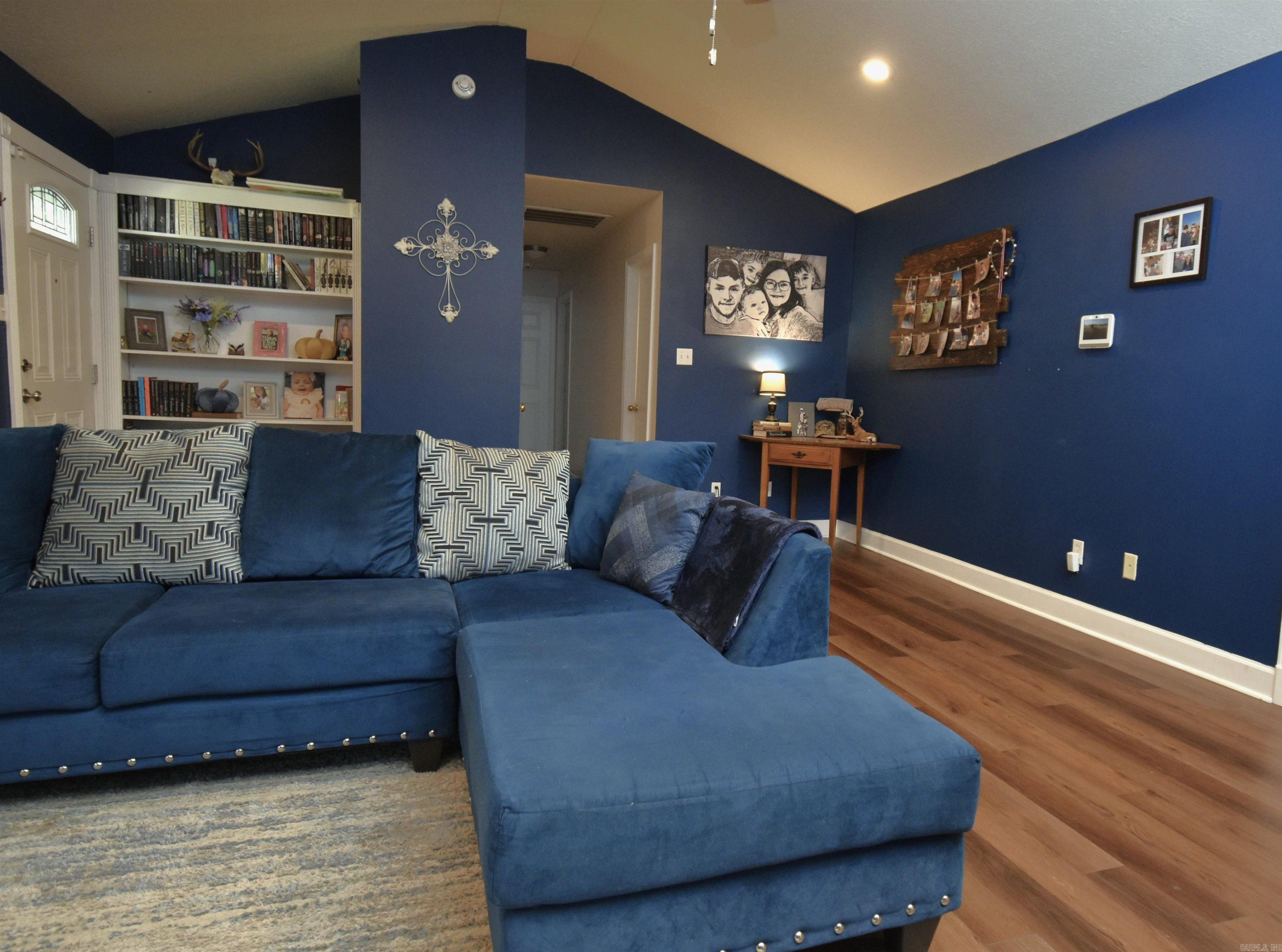 QUAIL MEADOWS - Residential