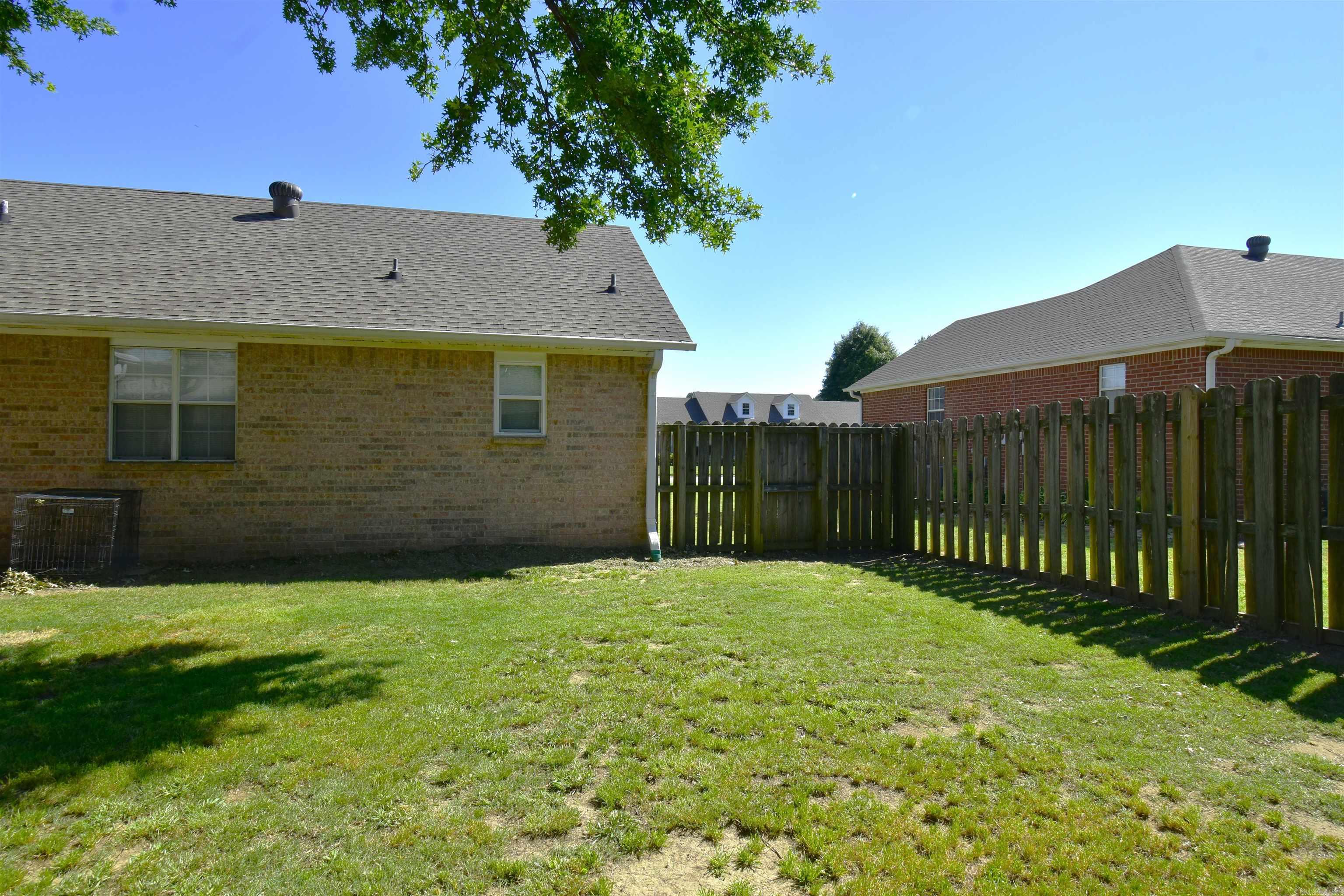 QUAIL MEADOWS - Residential