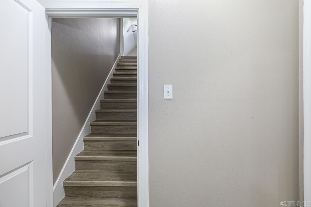 LONGHILLS VILLAGE - Residential