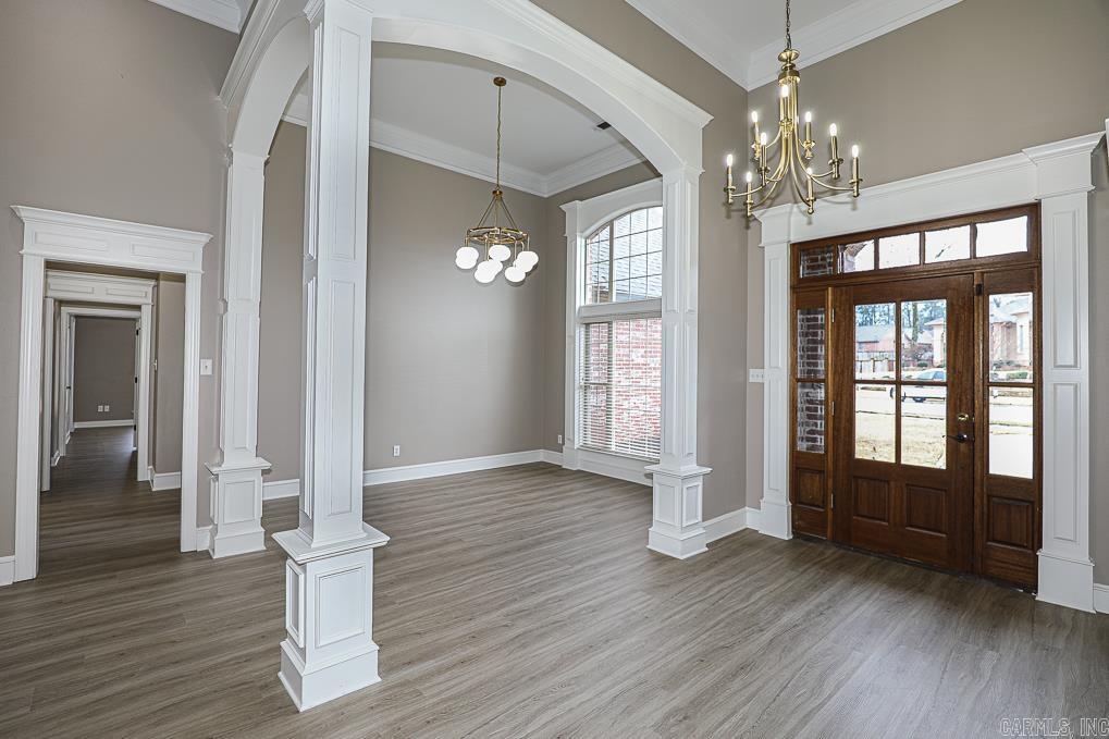 LONGHILLS VILLAGE - Residential