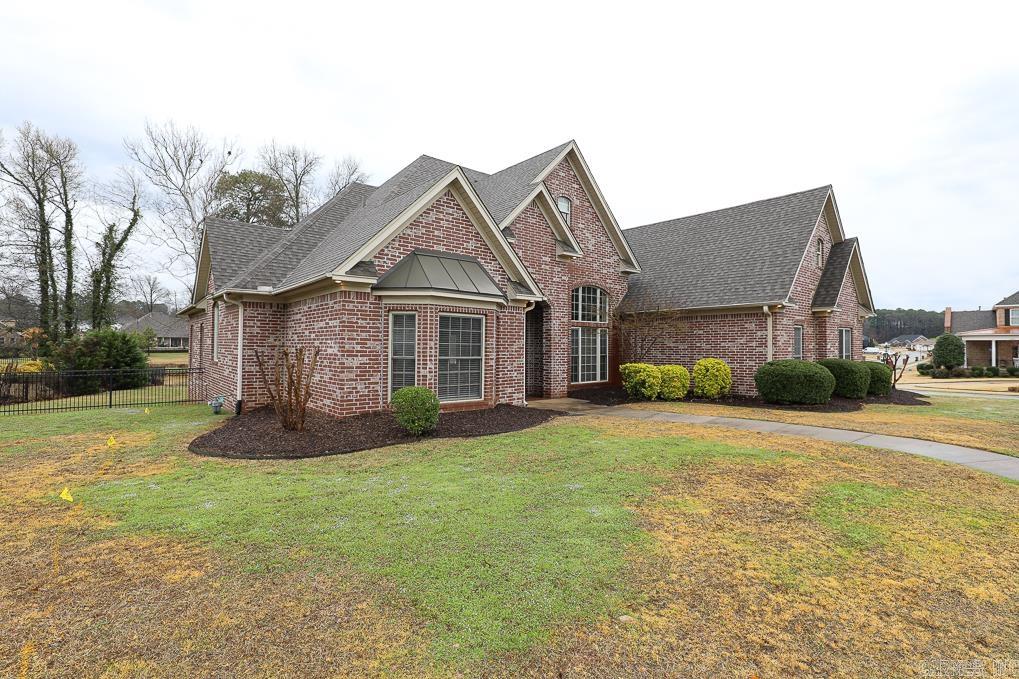 LONGHILLS VILLAGE - Residential