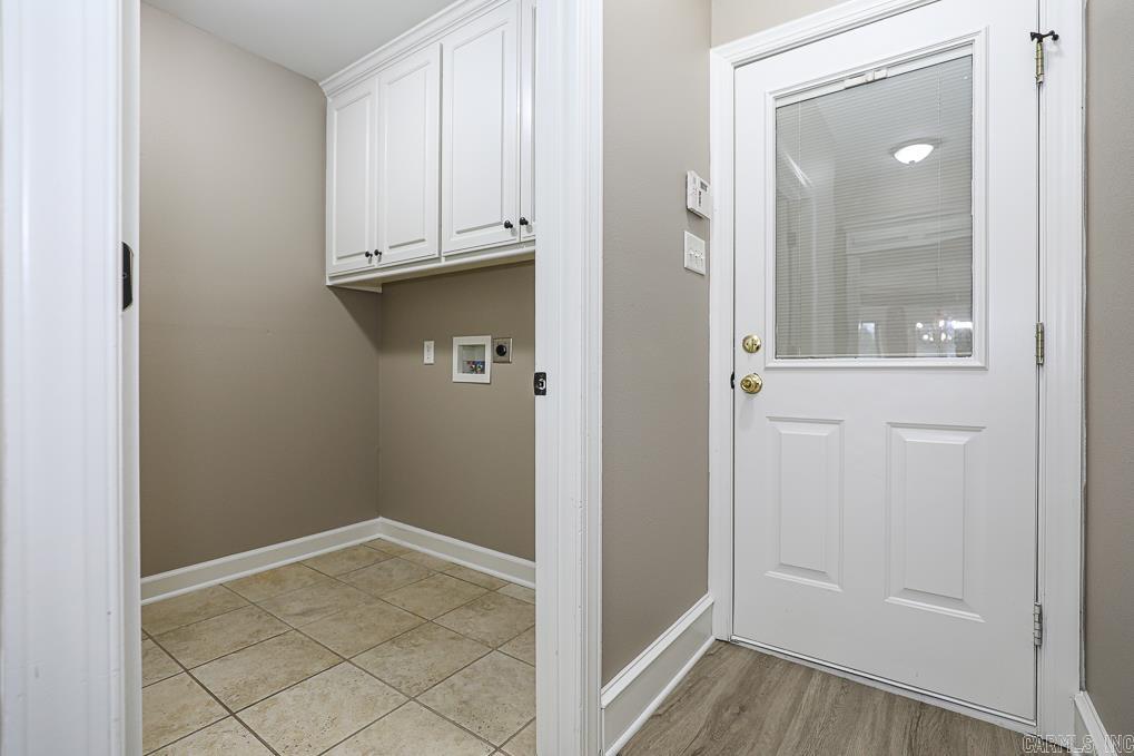 LONGHILLS VILLAGE - Residential